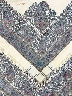 Fashion cashmere Paisley shawl with cream pashmina center - France Circa 1830