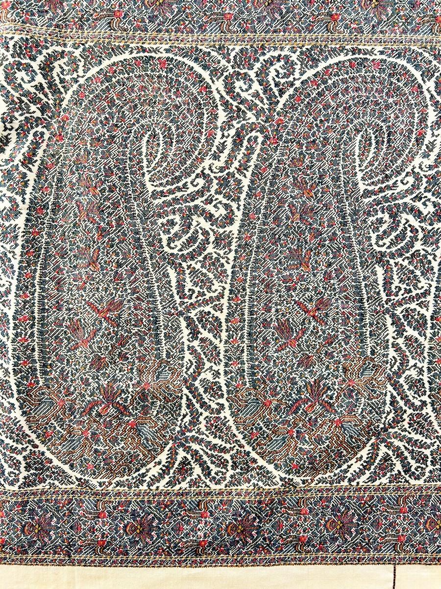 Châle cachemire à motif cachemire avec centre en pashmina crème - France vers 1830 en vente 2