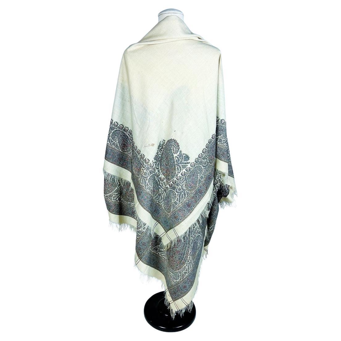 Fashion cashmere Paisley shawl with cream pashmina center - France Circa 1830  For Sale
