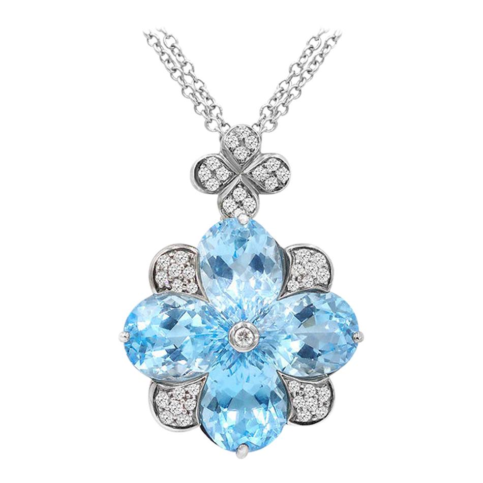 Fashion Clear Blue Topaz 18 Karat Gold Necklace For Sale