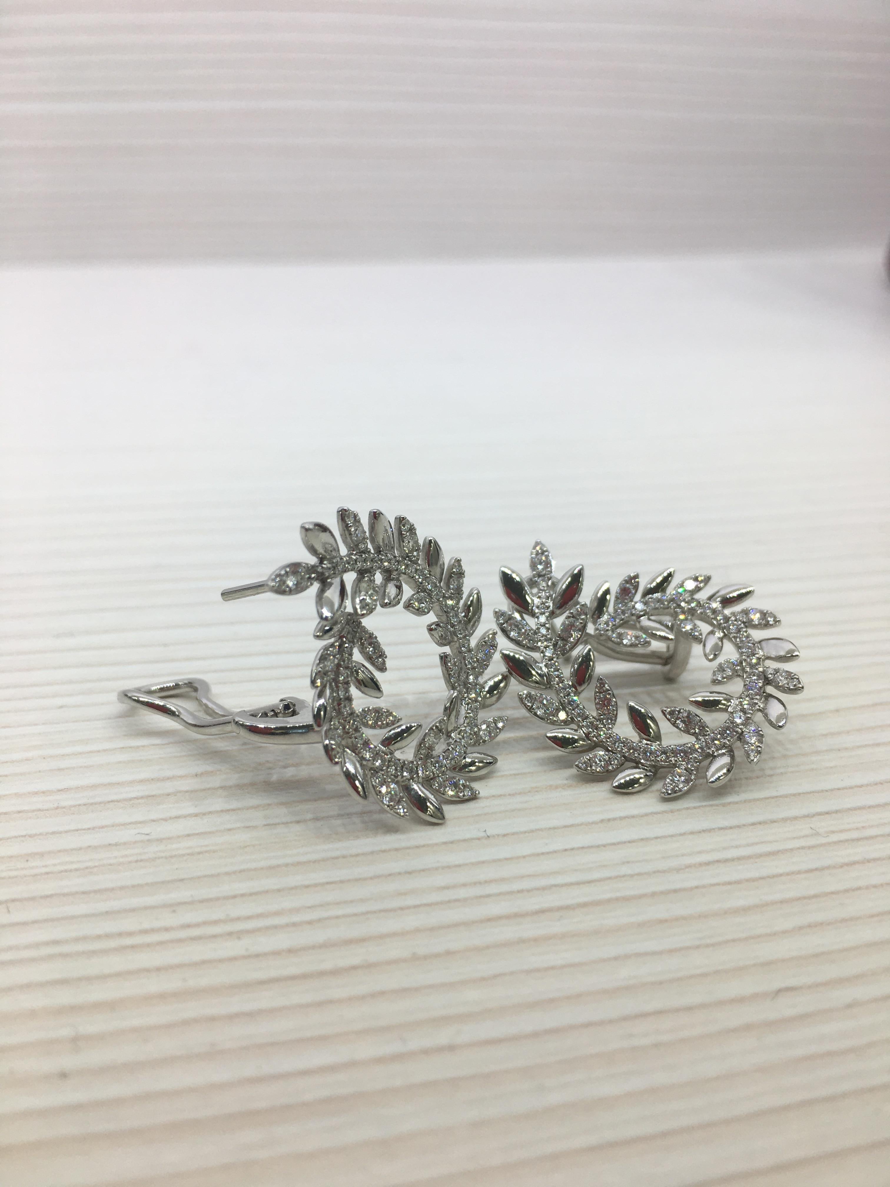 Fashion Diamond Fine Jewellery White Gold Earrings In New Condition For Sale In Genève, GE