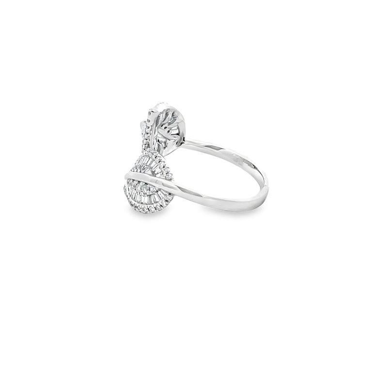 Baguette Cut Fashion Diamond Ring 0.80ct G/ SI1 14K White Gold  For Sale