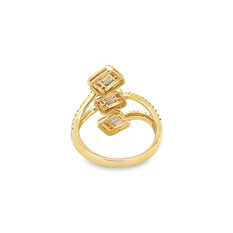 Baguette Cut Fashion Diamond Ring 0.96ct G/SI1 14K Yellow Gold  For Sale