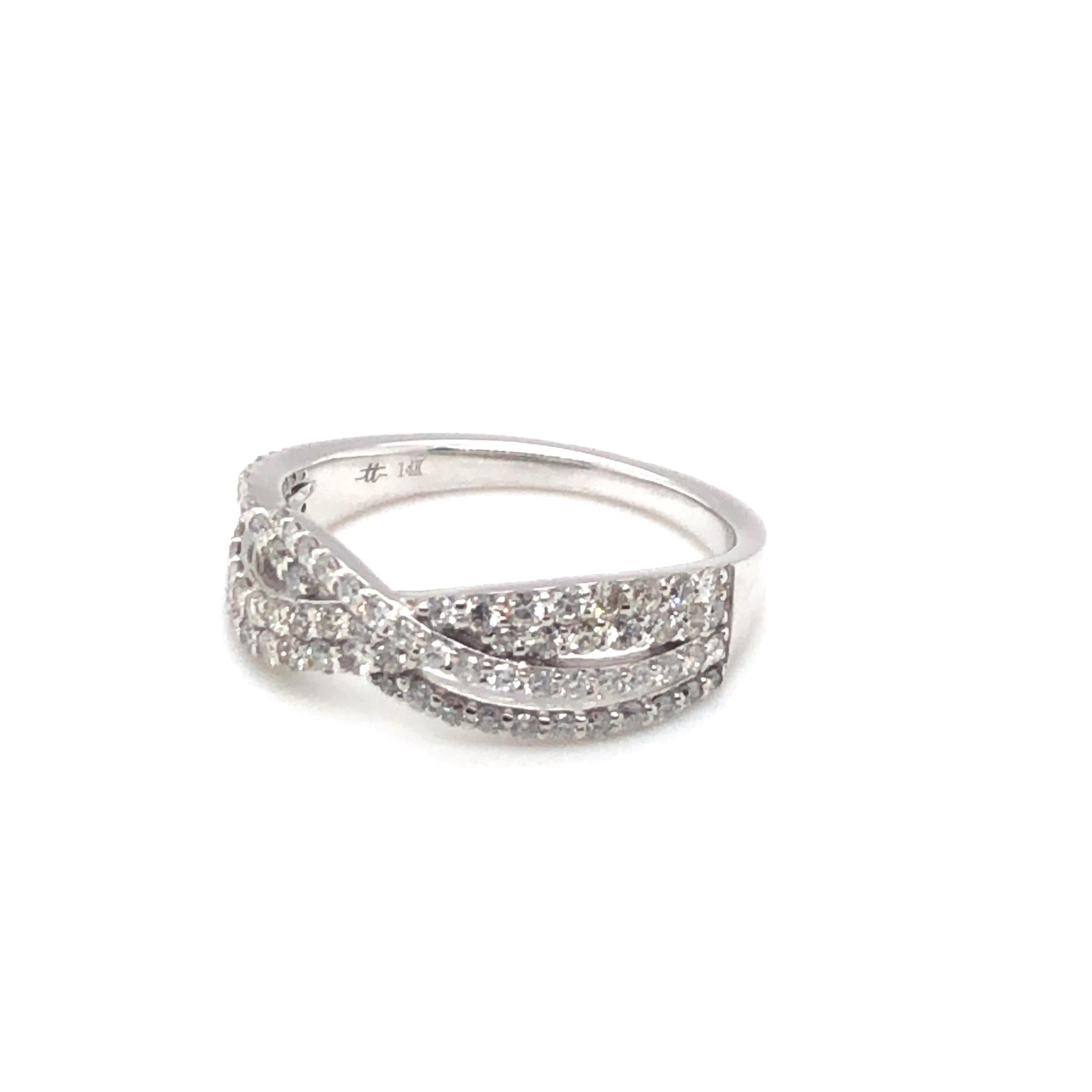 Fashion Diamond Ring 14K White Gold For Sale