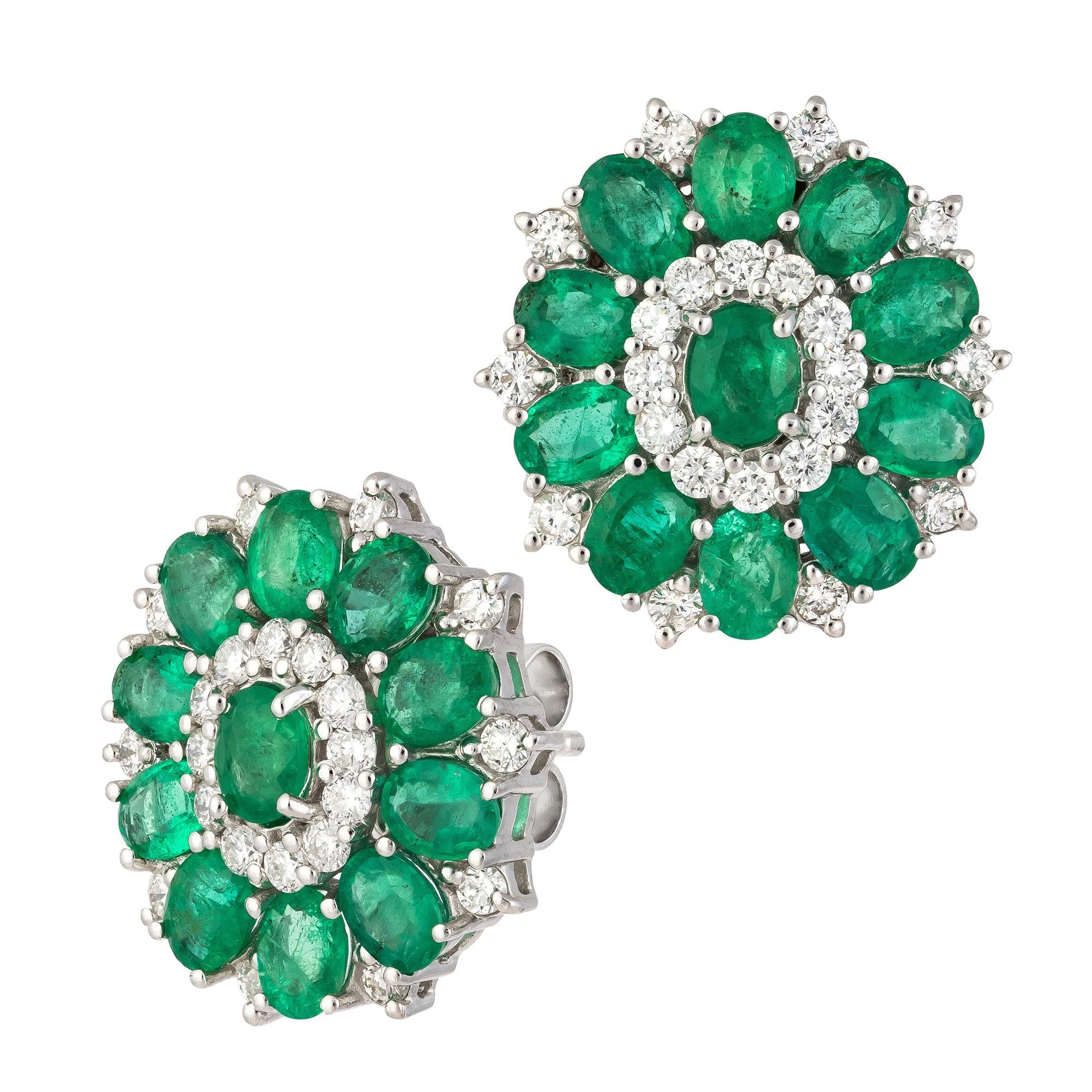 EARRING 18K White Gold Diamond 0.54 Cts/44 Pieces, Emerald 3.82 Cts/22 Pieces
