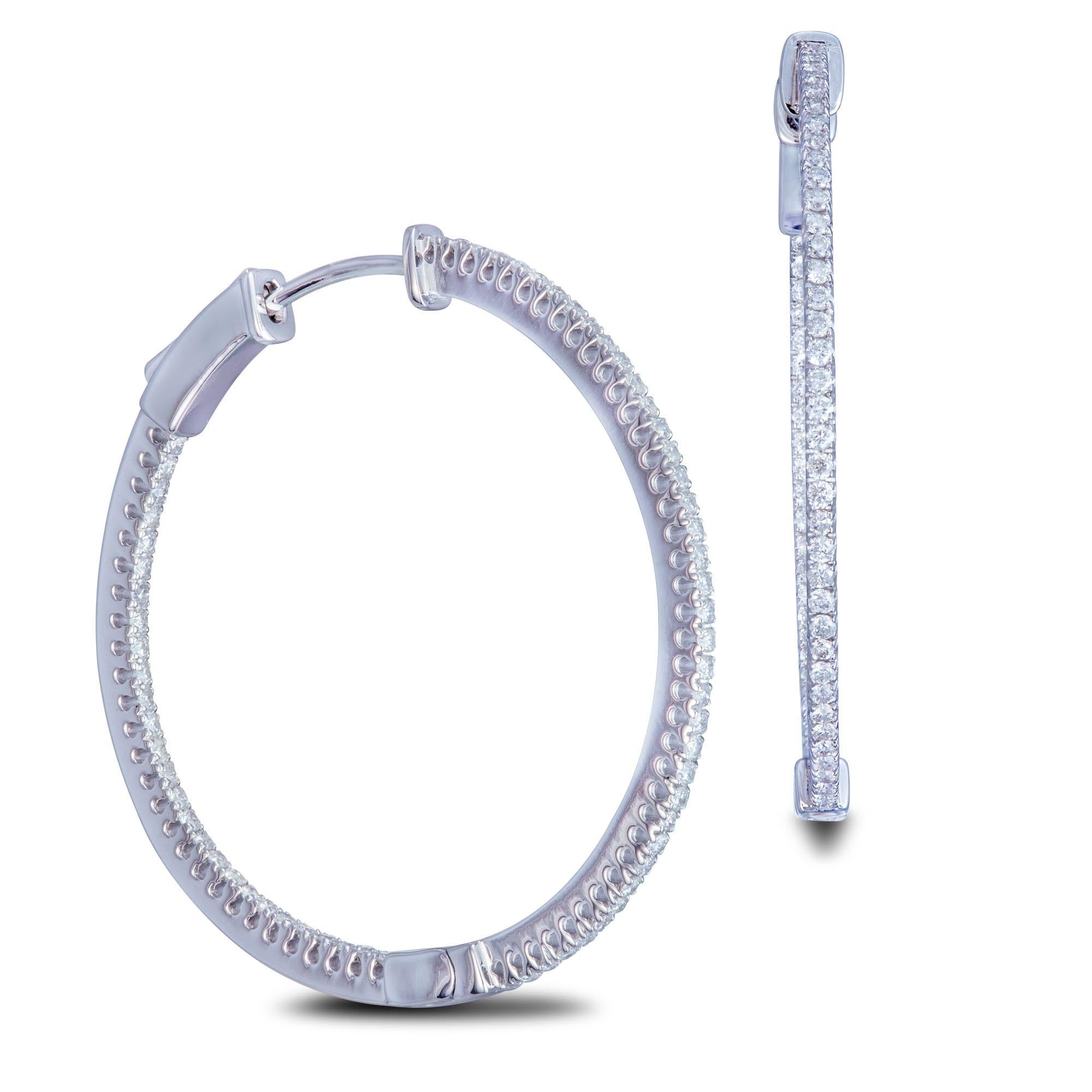BOUCLE D'OREILLE Or blanc 18K, diamant 0.61 cts/132 pièces
