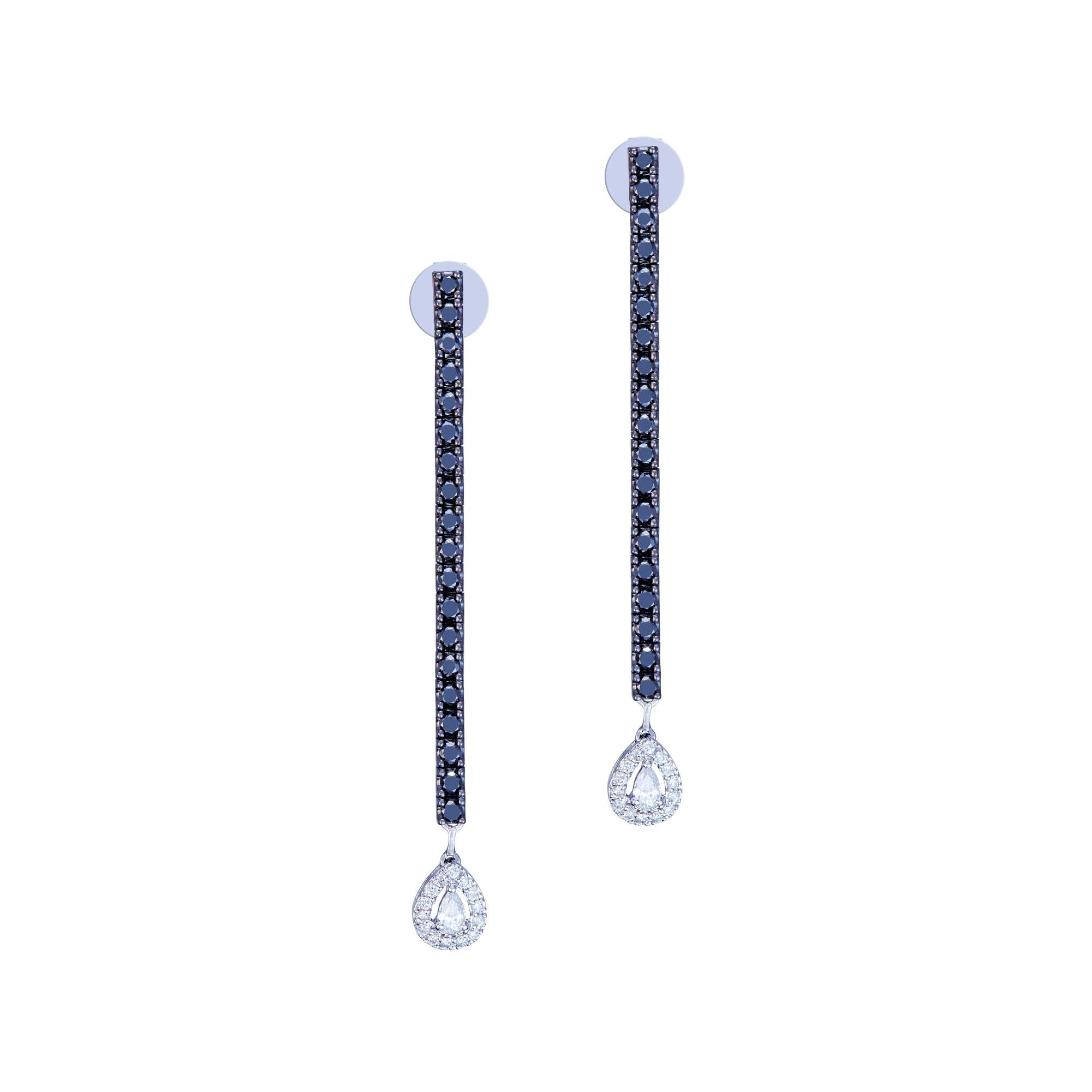 Moda Orecchini in oro bianco 18k con diamante per lei in vendita