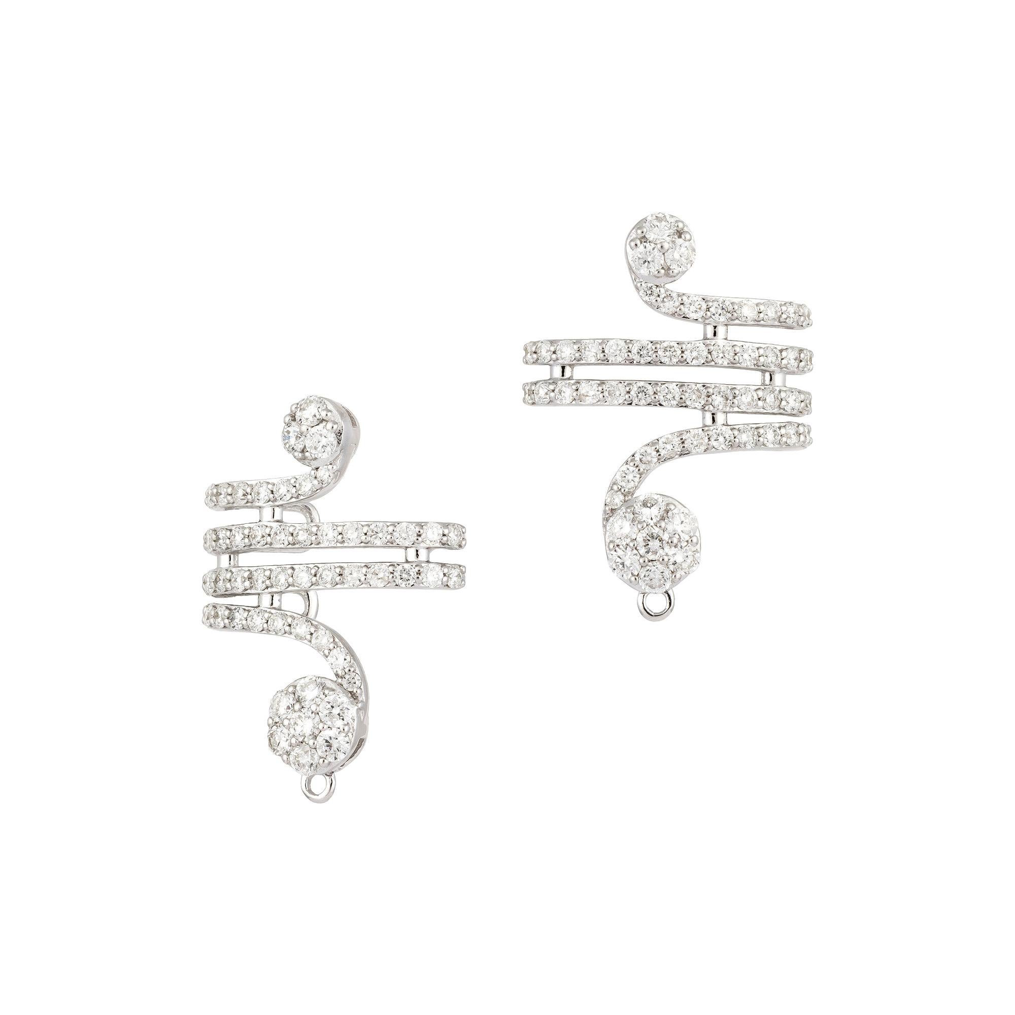 Fashion Diamond White 18k Gold Earrings for Her For Sale