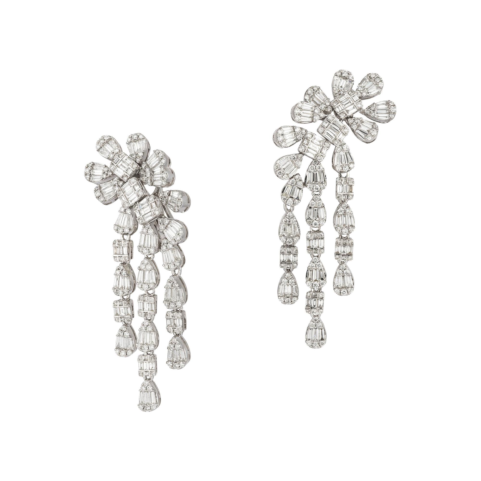 Boucles d'oreilles à la mode en or blanc 18 carats et diamants pour elle