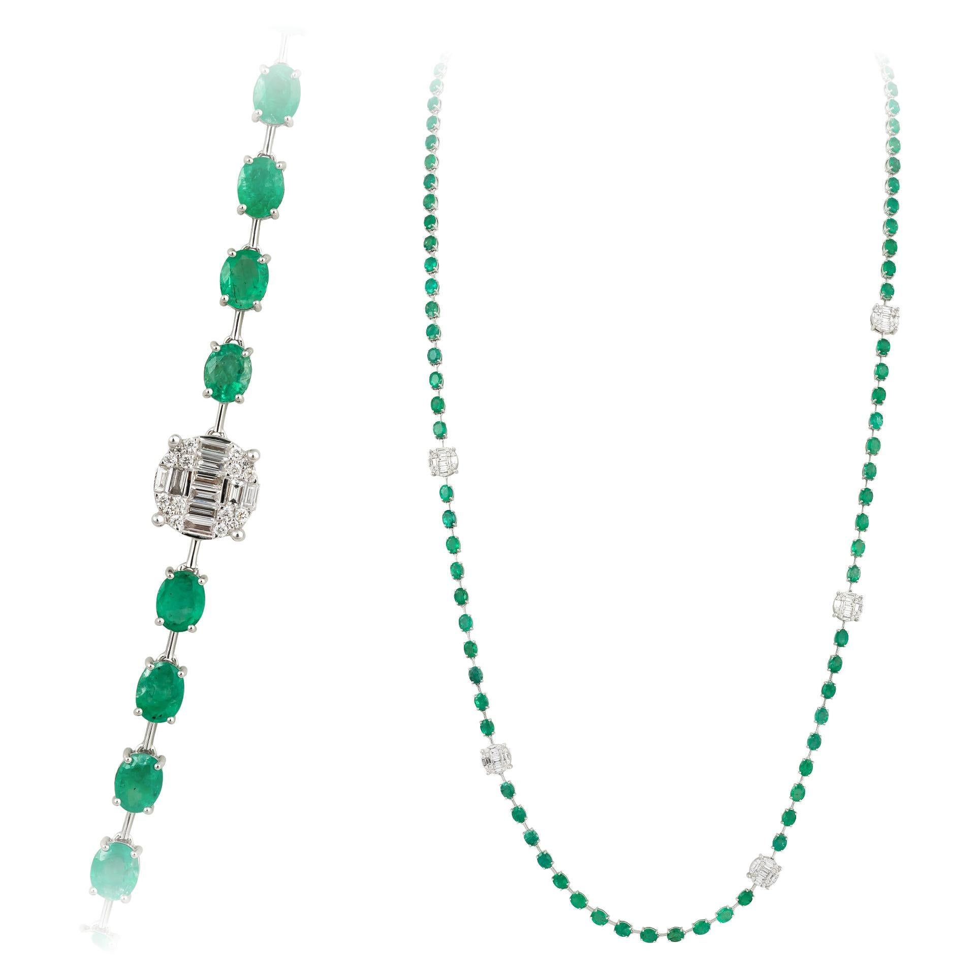 Fashion Emerald White Gold 18K Necklace Diamond for Her For Sale