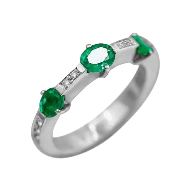 Fashion Every Day Emerald Diamonds White Gold Band Ring for Her For Sale