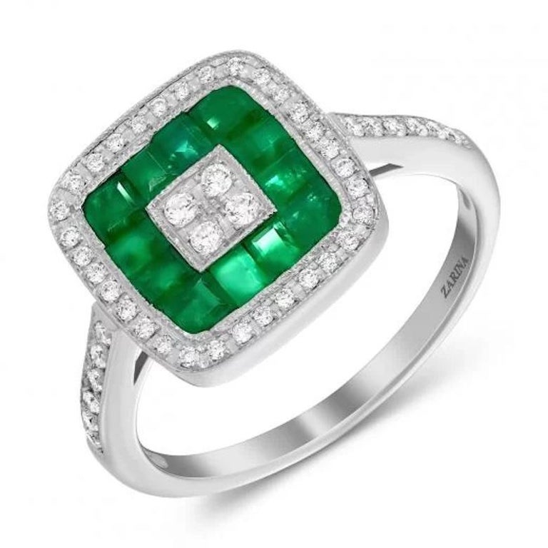Fashion Every Day Emerald Diamonds White Gold Ring for Her For Sale at  1stDibs