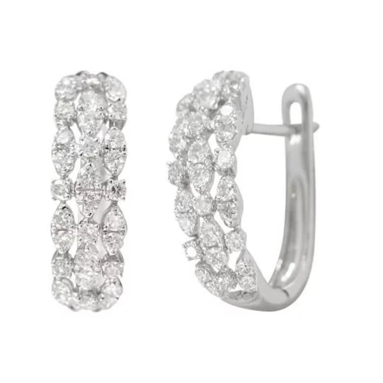 Moderne Mode Every Day Boucles d'oreilles à levier en or blanc et diamants blancs pour elle en vente