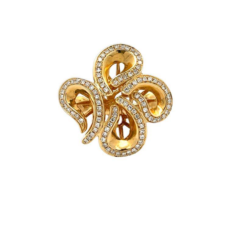 Fashion Flower Diamond Ring 0.37 CT in 14K Yellow Gold In New Condition For Sale In New York, NY