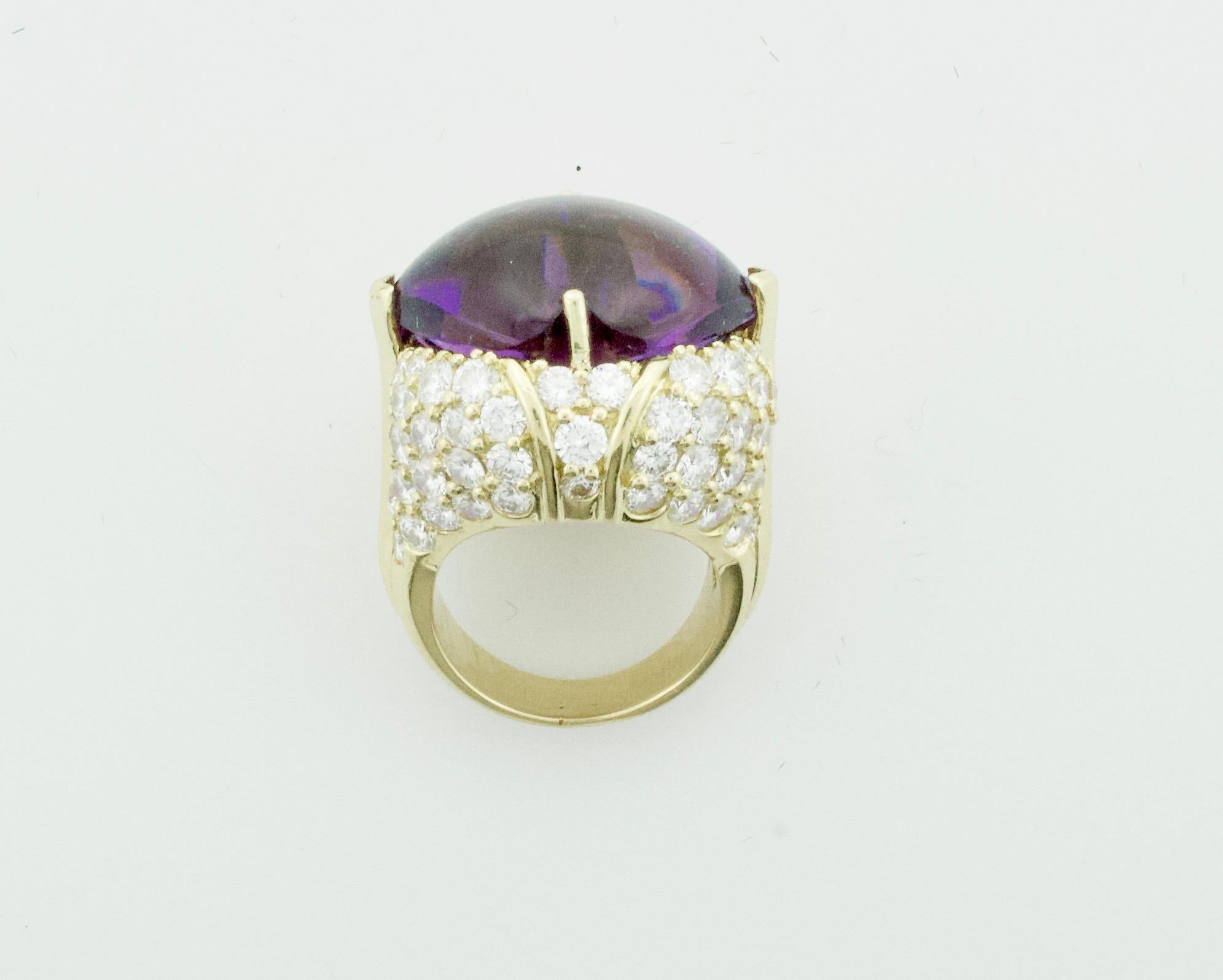Fashion Forward Fancy Cut Amethyst and Diamond Ring in 18k Yellow Gold In Excellent Condition For Sale In Wailea, HI