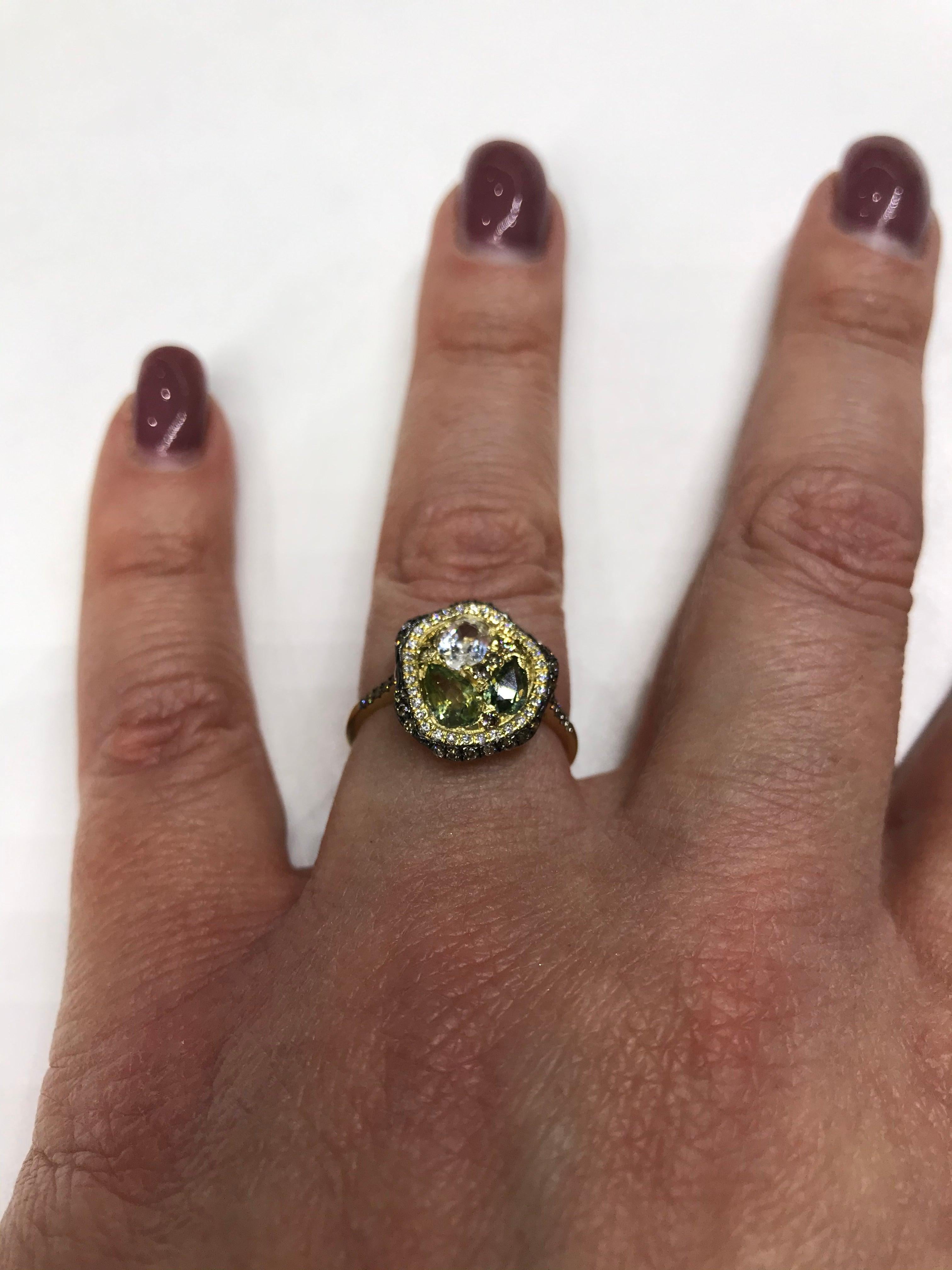 For Sale:  Fashion Green Sapphire Diamond Yellow Gold Ring 8