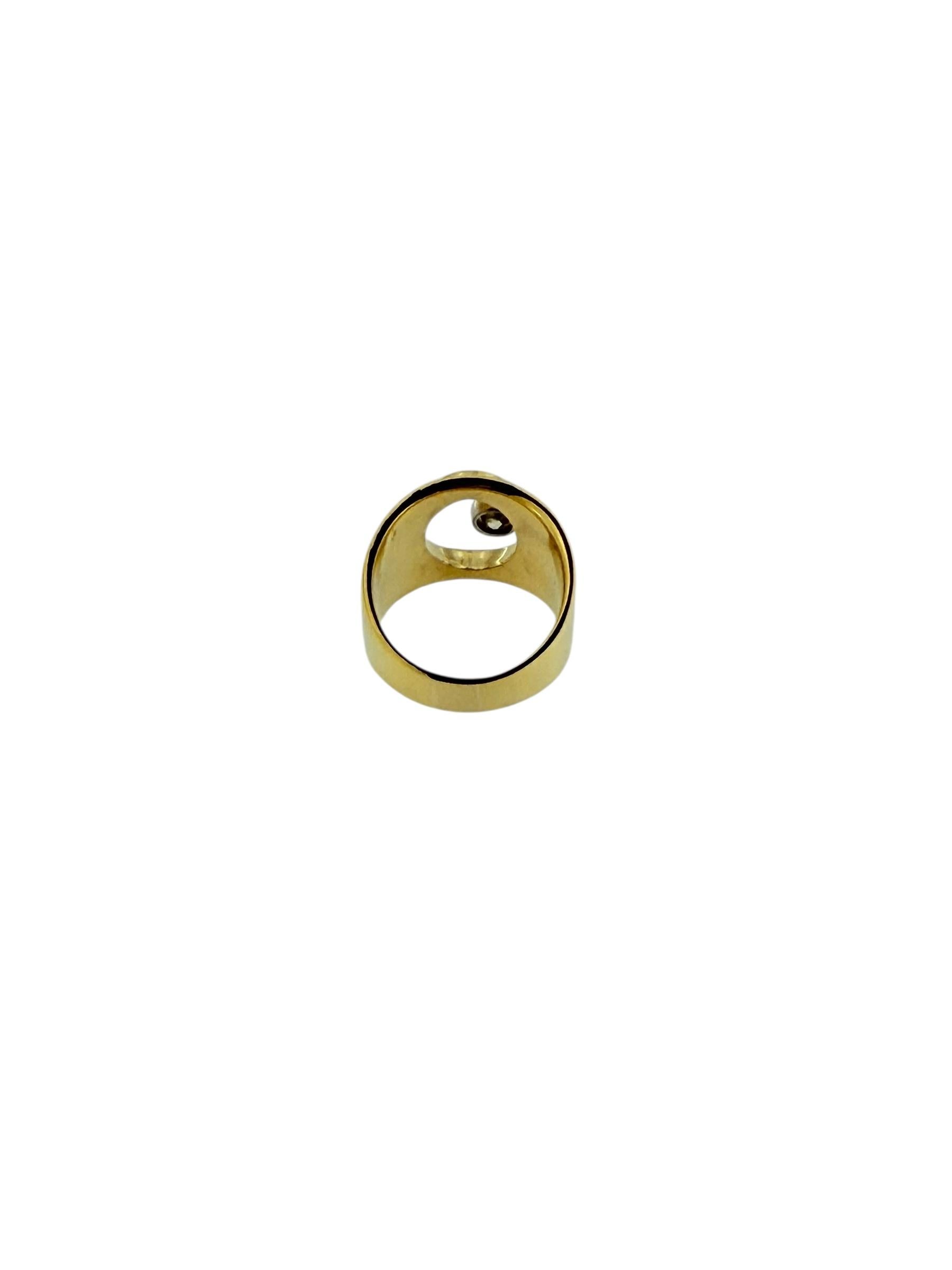 Fashion Italian Yellow Gold Band Ring with Natural Diamond For Sale 3