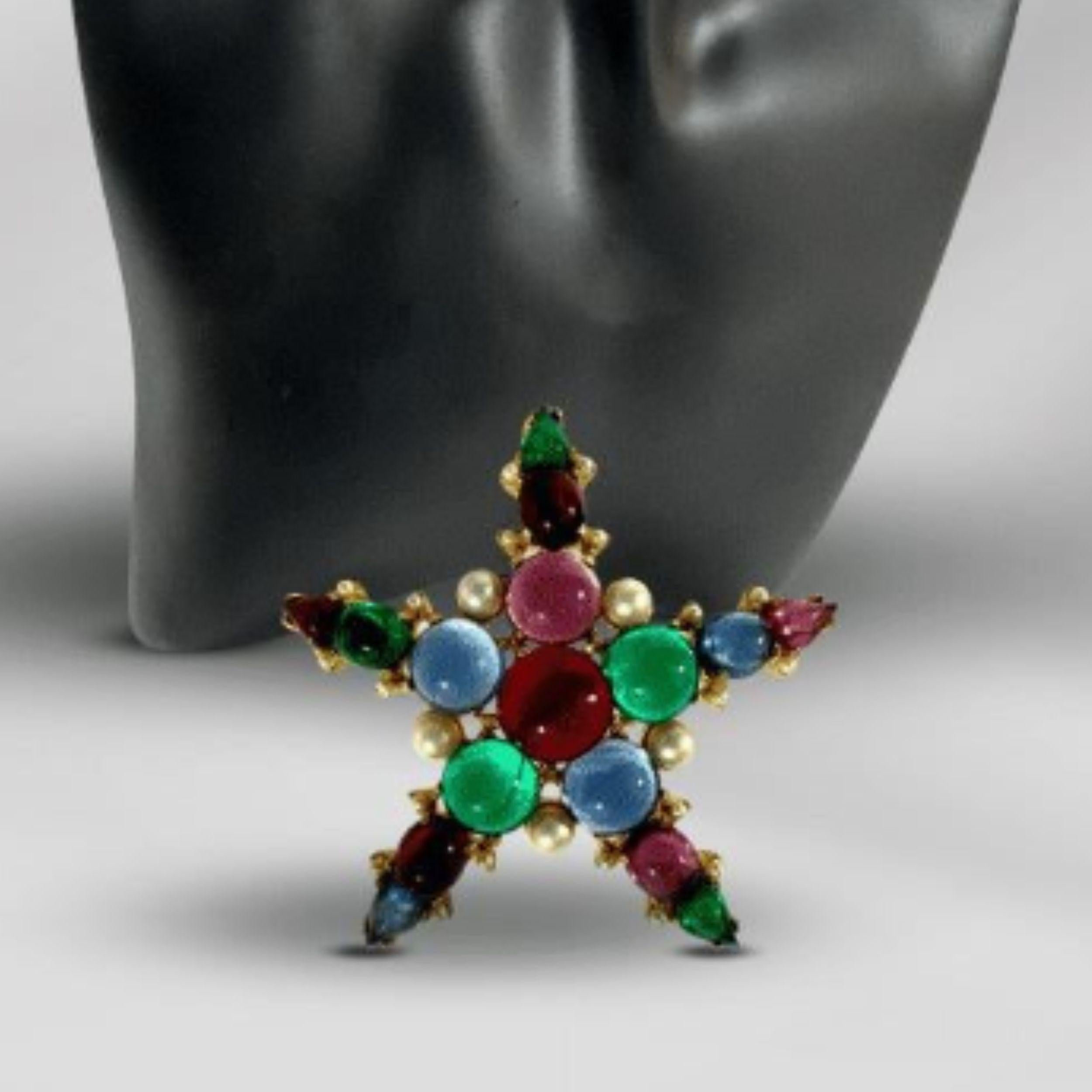 Modeschmuck Schöner mehrfarbiger Cabochon-Stein, Sternform-Brosche im Angebot 3