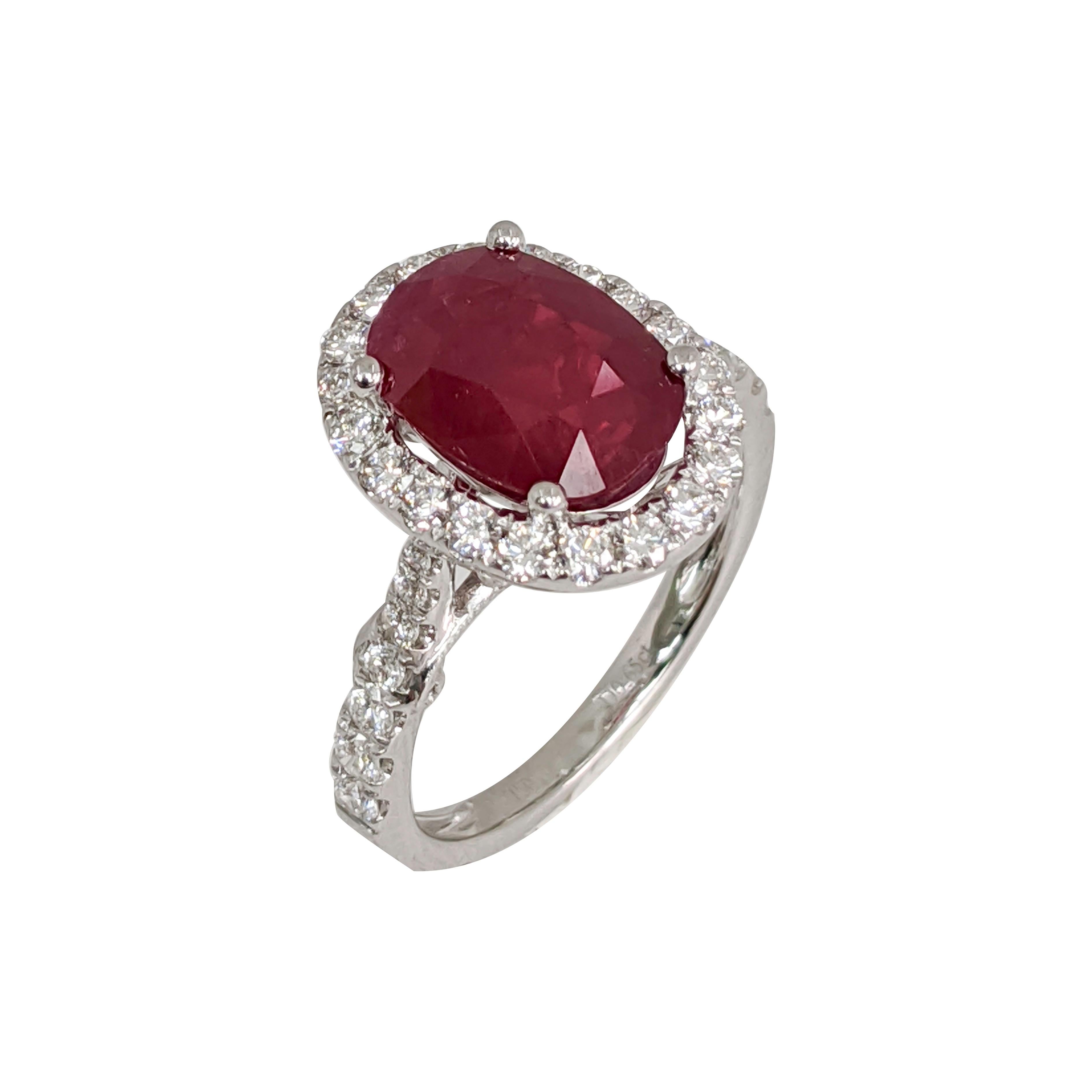 Oval Cut  Oval Ruby or Diamond Ring