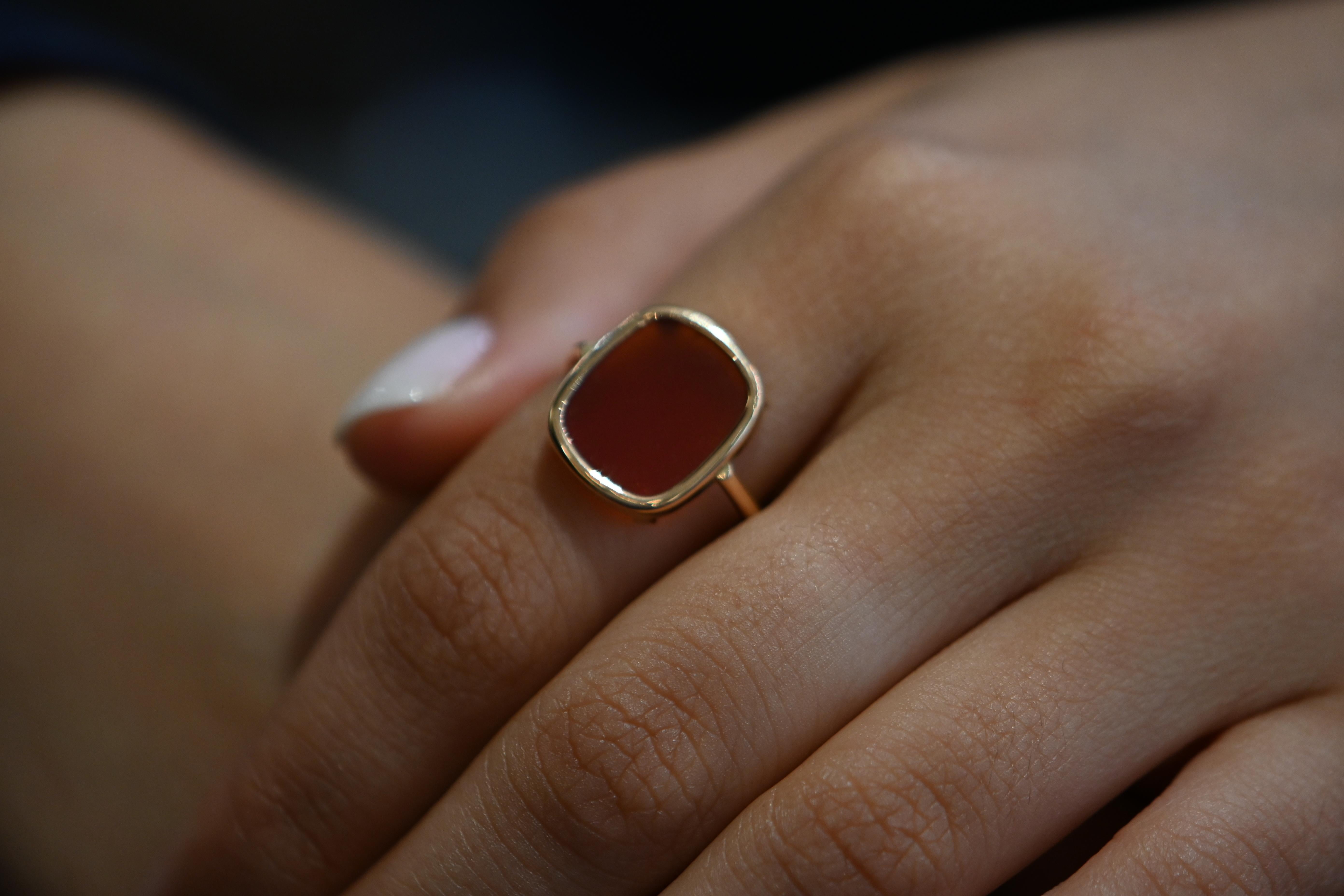 Contemporary Fashion Ring Agate Rouge Rose Gold 18 Karat For Sale