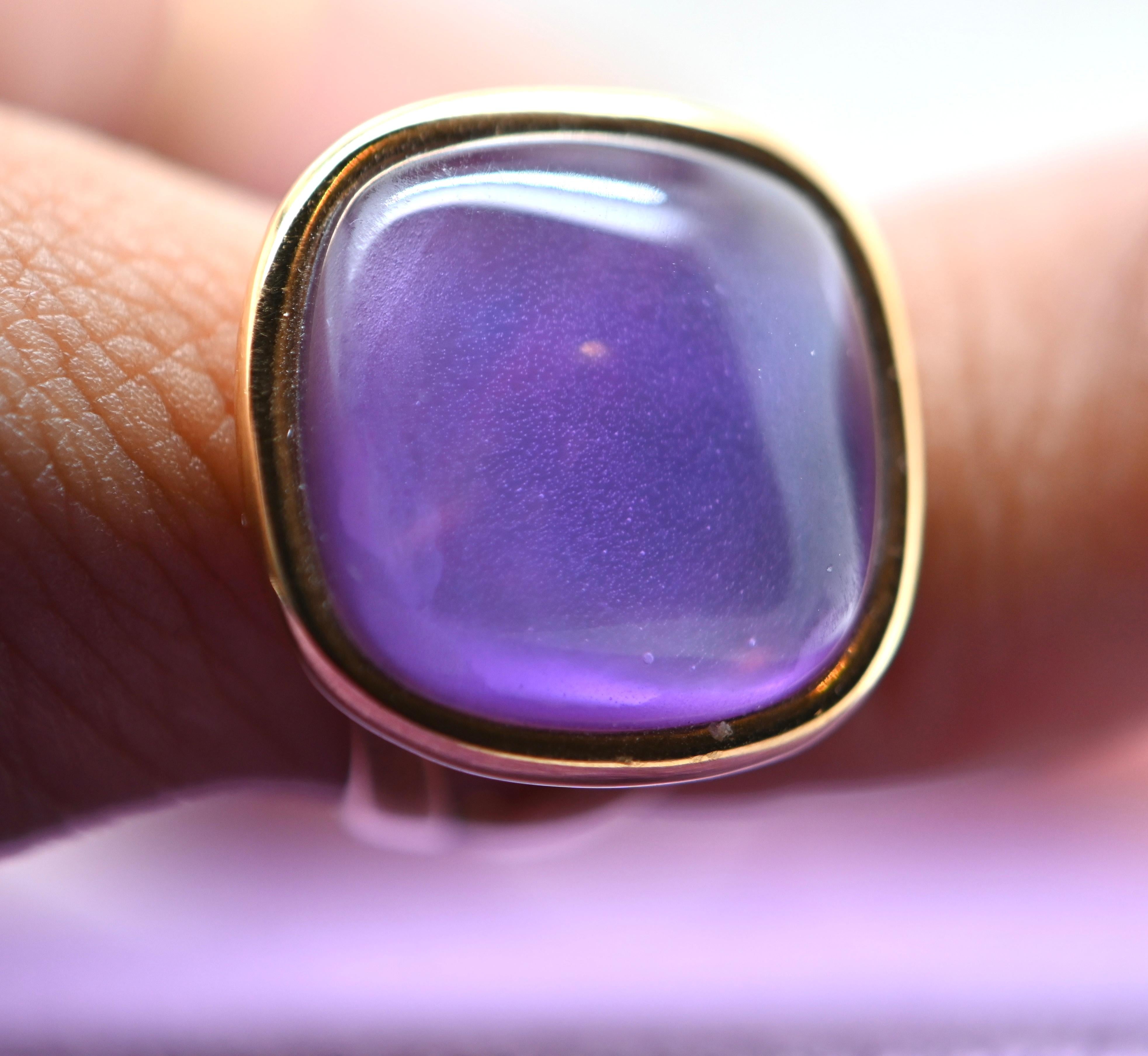 Women's Fashion Ring Amethyst Mother of Pearl Rose Gold 18 Karat   For Sale