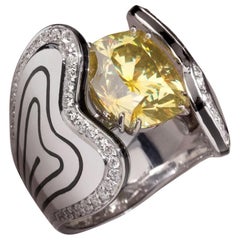 Fashion Ring, Natural Certified Sphalerite 10.60 Carat White Gold, Diamonds Pavè