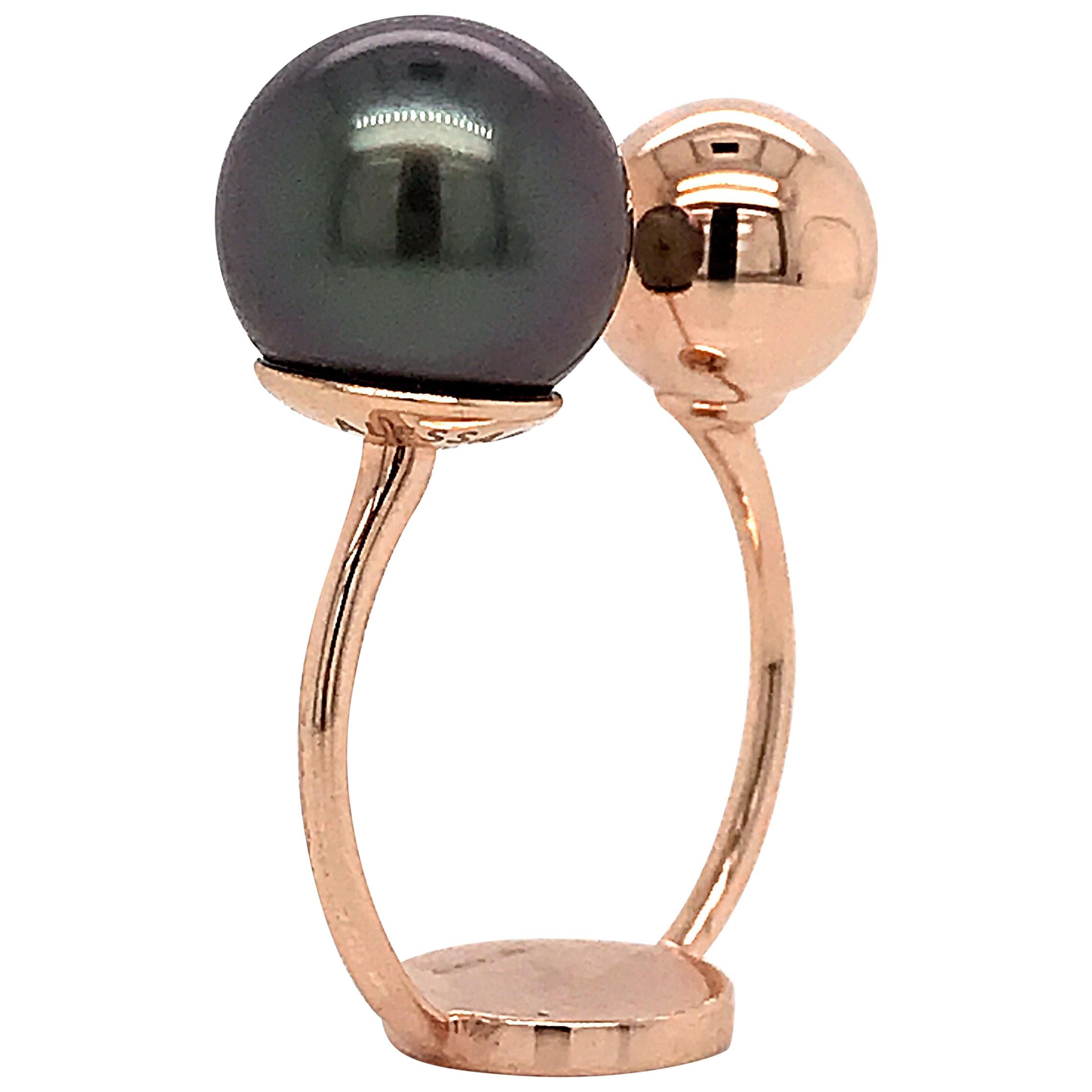 Fashion Ring South Sea Pearl Rose Gold 18 Karat  For Sale