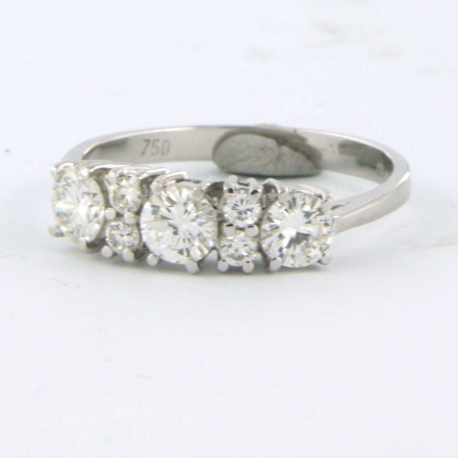Mode-Ring aus 18 Karat Weißgold mit Diamanten bis zu 1,00 Karat (Brillantschliff) im Angebot