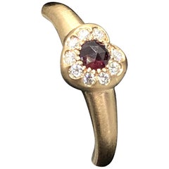 Fashion Rose Cut Ruby Carat 0.20 Heart Ring in 18 Carat Rose Gold with Diamonds