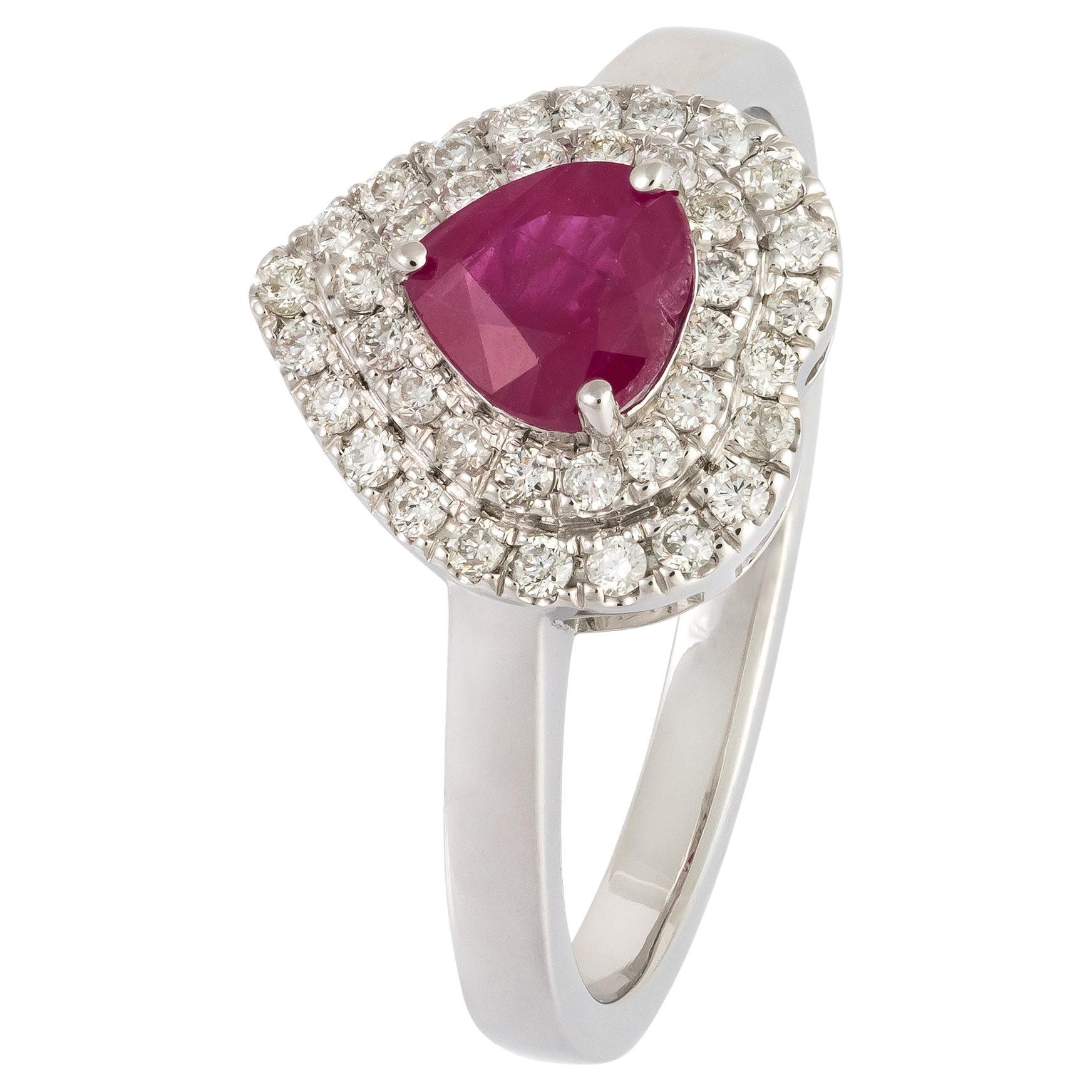 For Sale:  Fashion Ruby White 18K Gold White Diamond Ring for Her