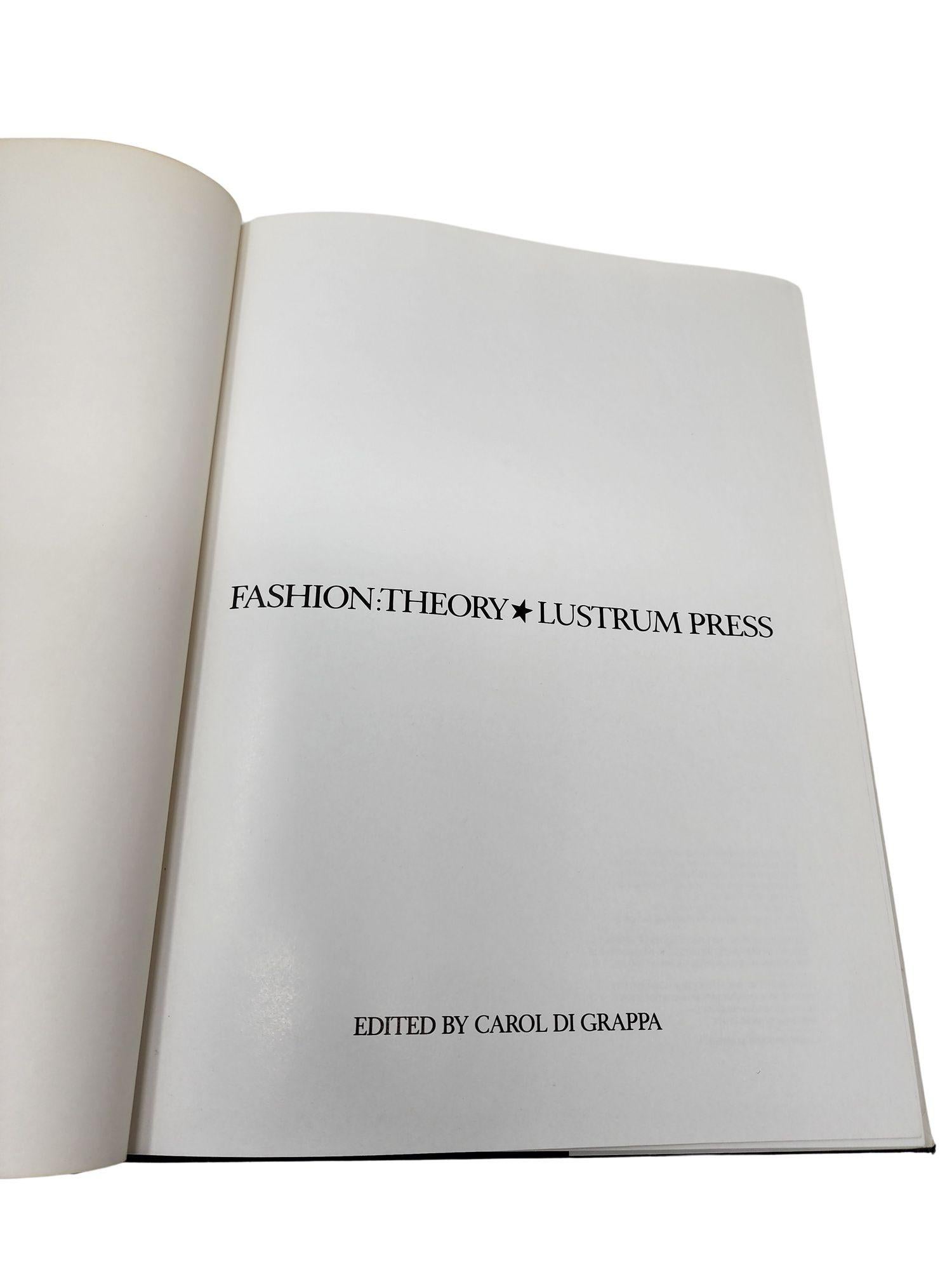 20ième siècle Fashion Theory Hardcover de Carol Digrappa, 1ère édition des années 1980 en vente