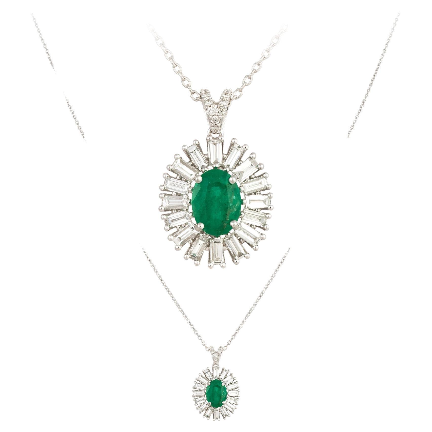 Fashion White Gold 18K Necklace Emerald Diamond for Her