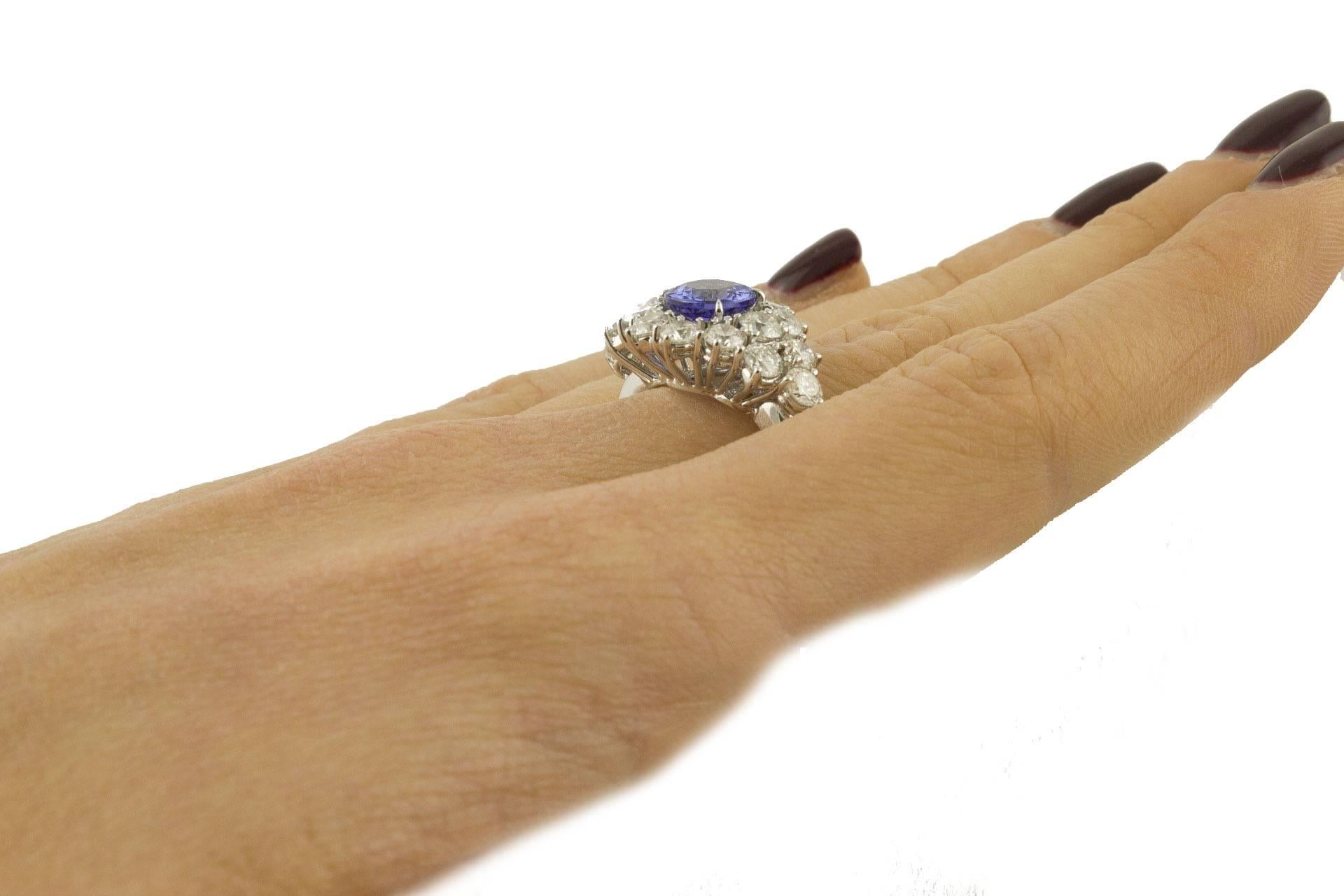 2, 08 carat Tanzanite 3, 13 carat Diamonds Fashion White Ring  For Sale 4