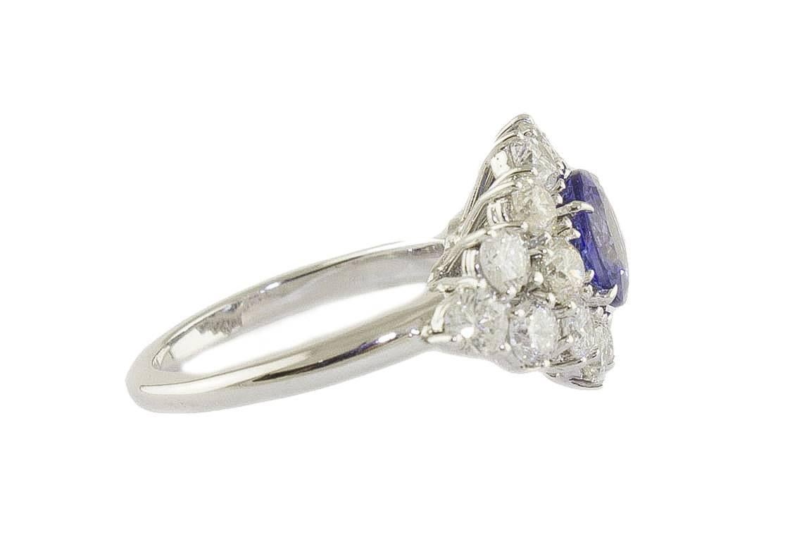 Brilliant Cut 2, 08 carat Tanzanite 3, 13 carat Diamonds Fashion White Ring  For Sale