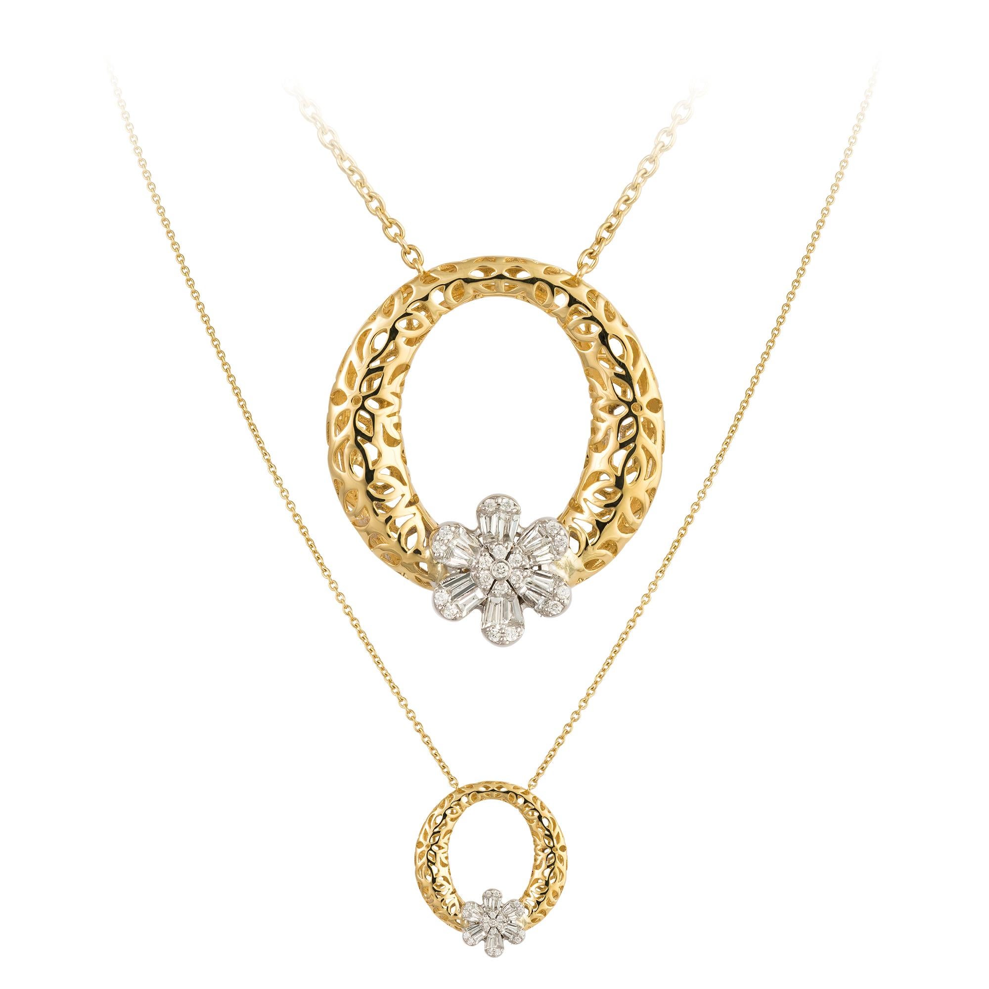 Modern Fashion Yellow Gold 18K Necklace Diamond for Her For Sale