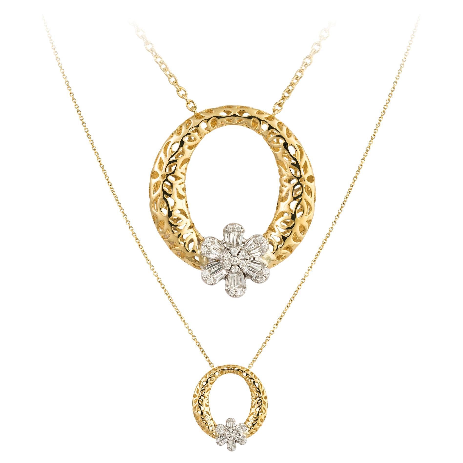 Fashion Yellow Gold 18K Necklace Diamond for Her For Sale