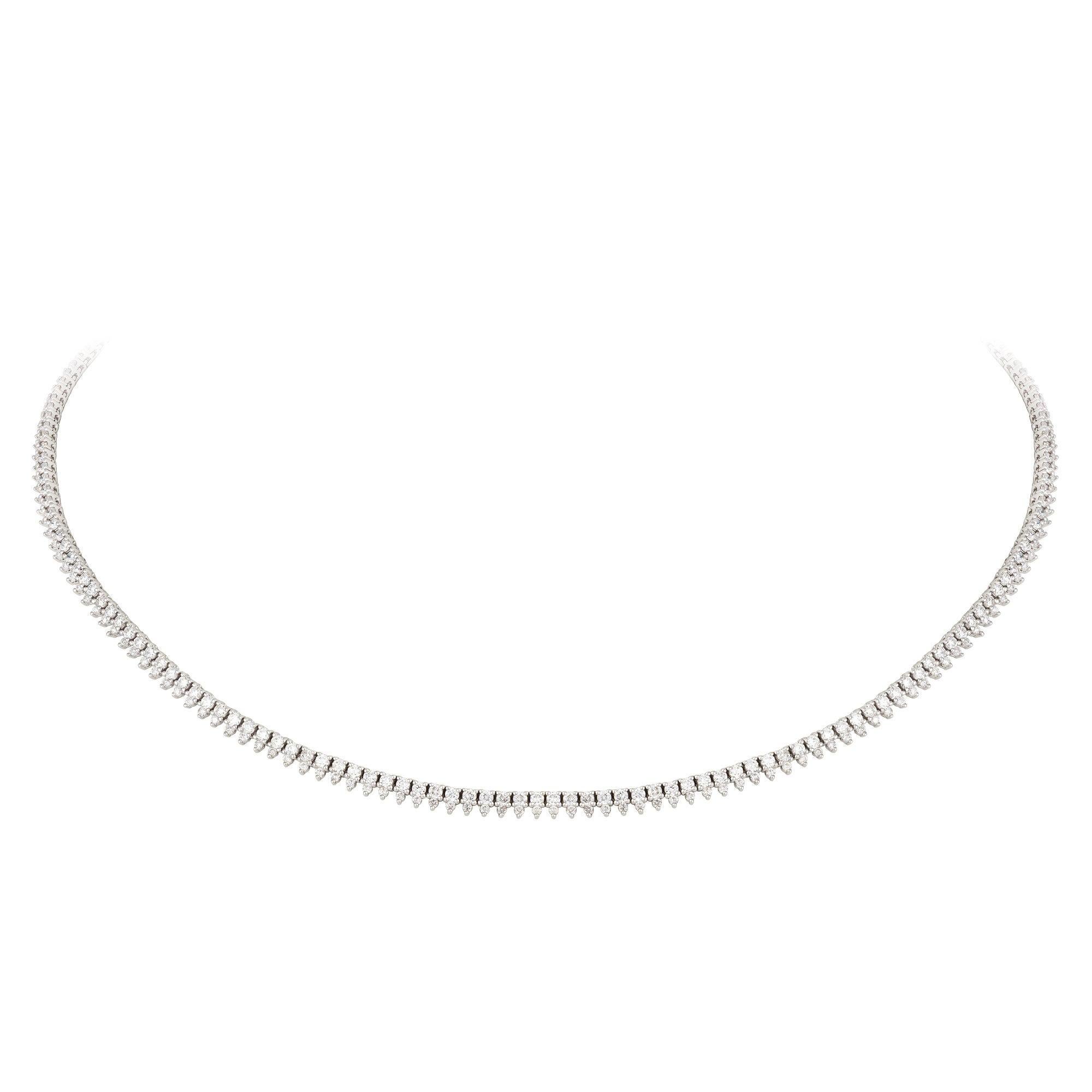 Fashionable Circle Diamond 18k White Gold Necklace Choker for Her For Sale