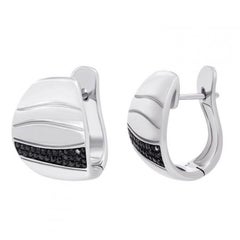 Fashionable Italian Black Diamond White Gold Statement Signet Ring for Her