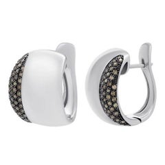 Fashionable Italian Cognac Diamond White Gold Statement Signet Ring for Her