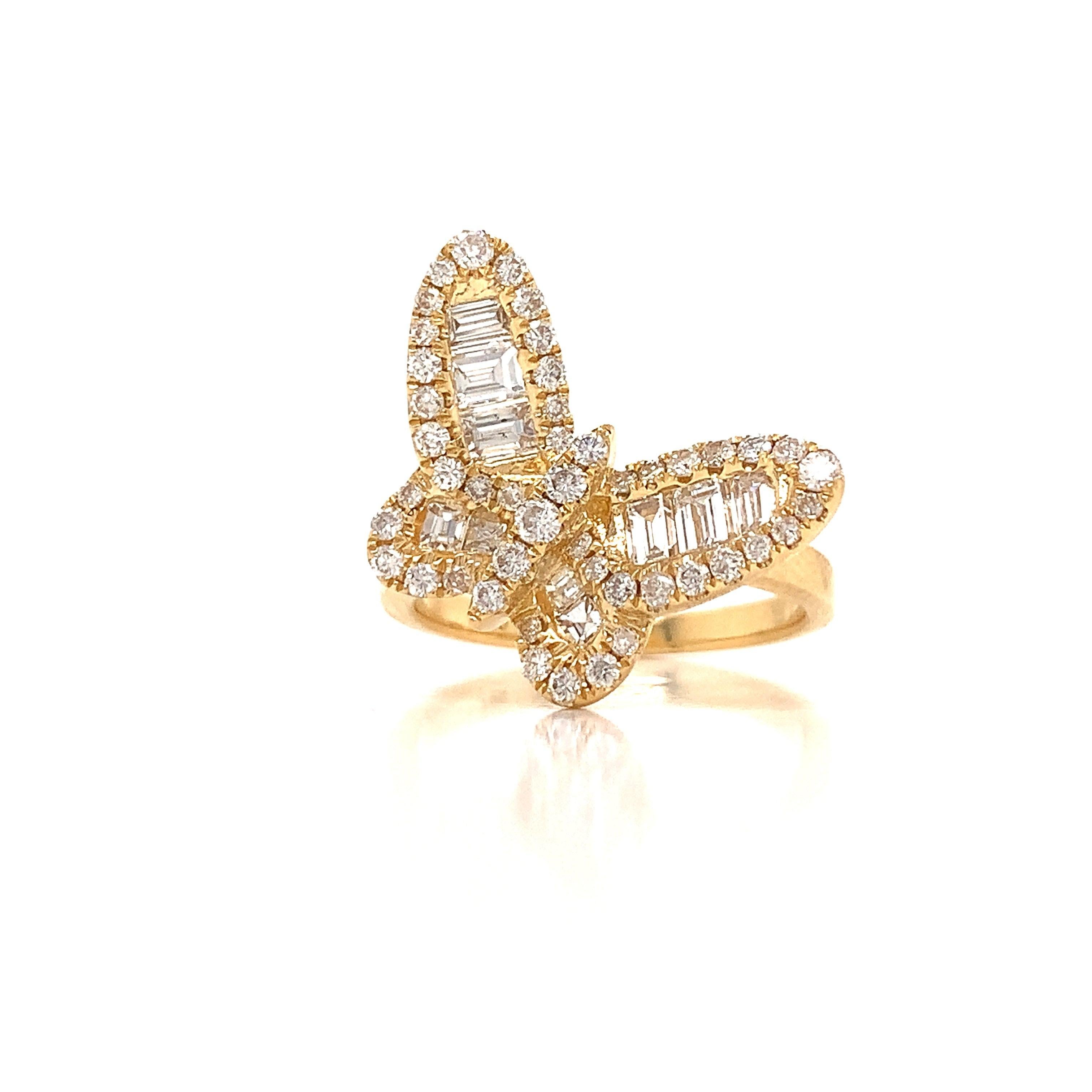 Anello Fashionista Butterfly, diamante misto 1,33 cttw, oro giallo 18K 5,40g

Tipo di gioiello : Anello
Tipo di metallo: oro giallo 18 carati
Peso del metallo: 5,40 grammi
Marchio : Fashionista
Pietra laterale 1 : Tipo di pietra : Diamante
Pietra