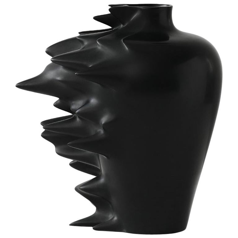 Fast, Vase in Corian, Black or White, YMER&MALTA, France For Sale