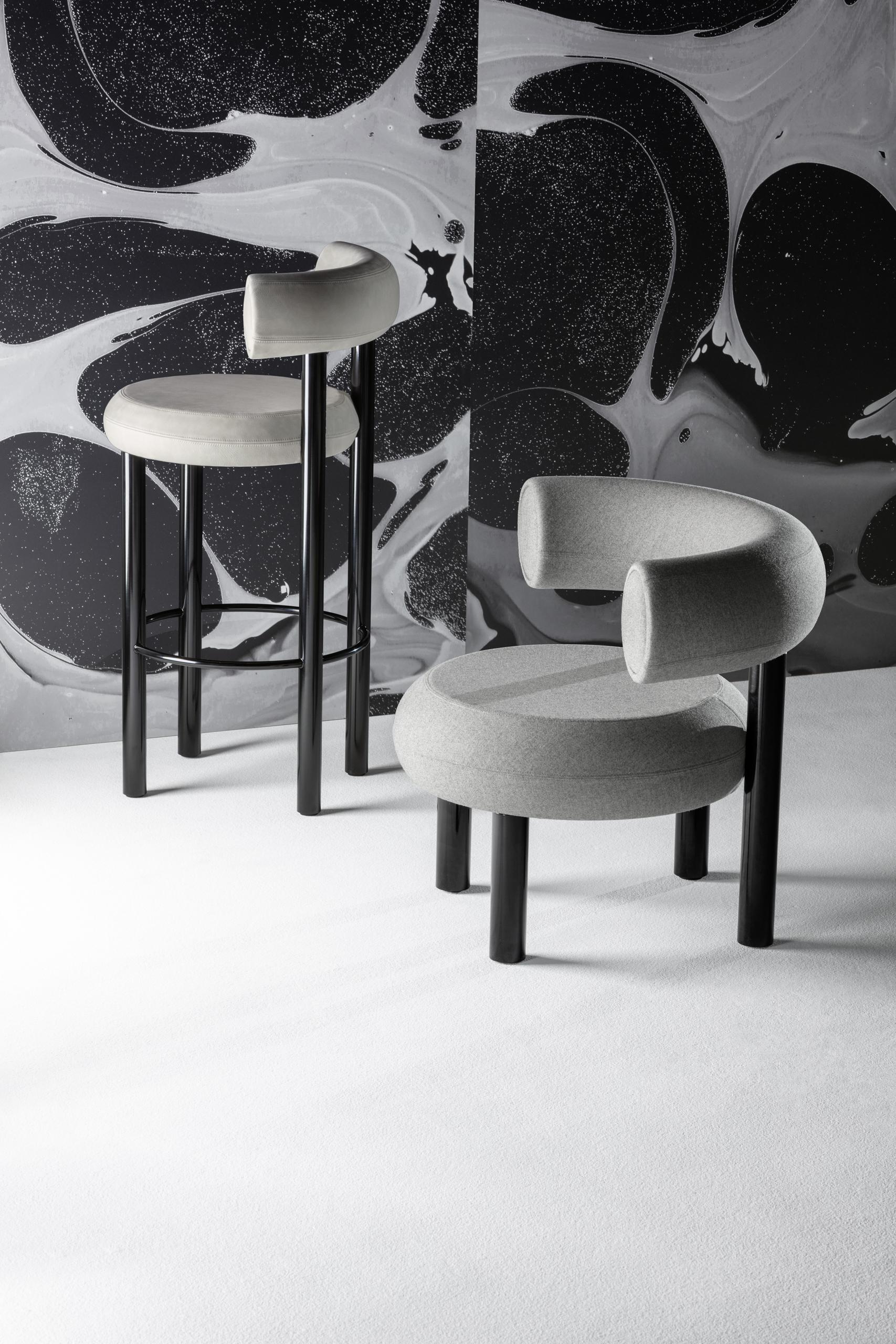 FAT Barstool with Black legs by Tom Dixon 8