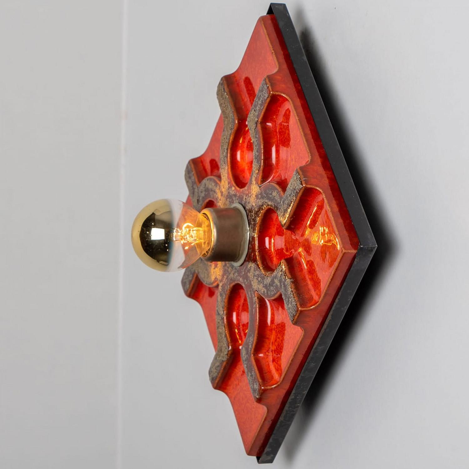 Fat Lava Brown and Red Ceramic Geometric Wall Light, West-Germany For Sale 4