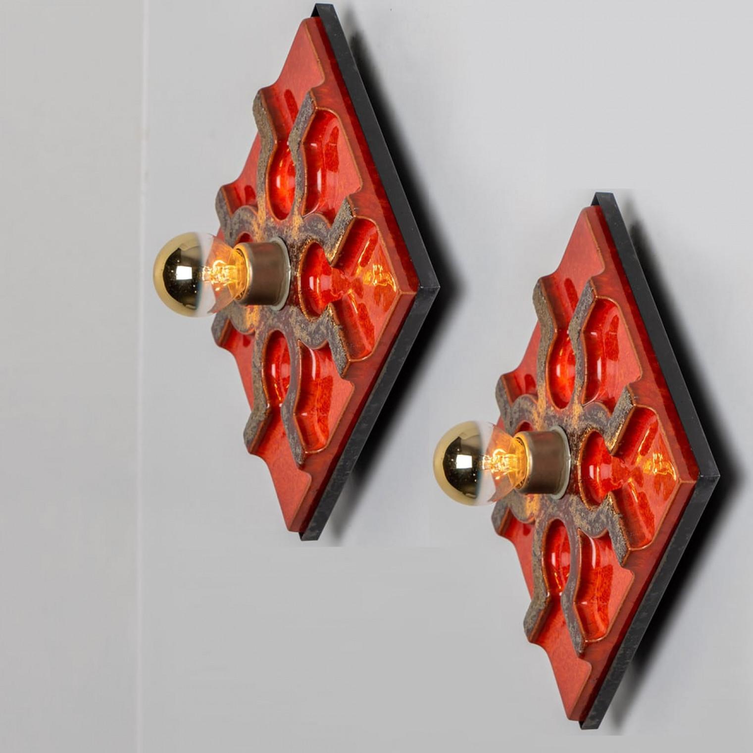 Late 20th Century Fat Lava Brown and Red Ceramic Geometric Wall Light, West-Germany For Sale