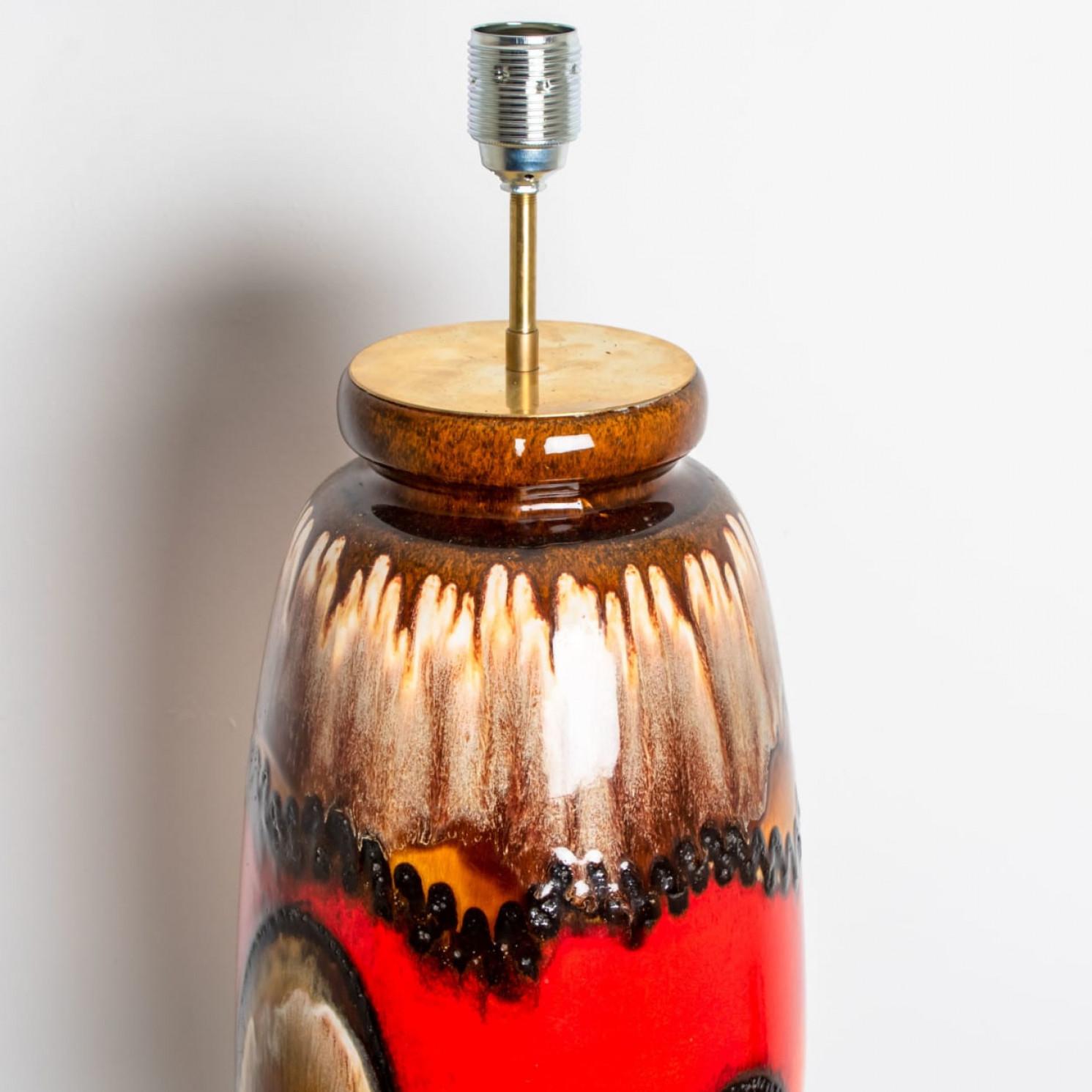 Fat Lava Brown and Red Ceramic Table Lamp, West-Germany For Sale 3