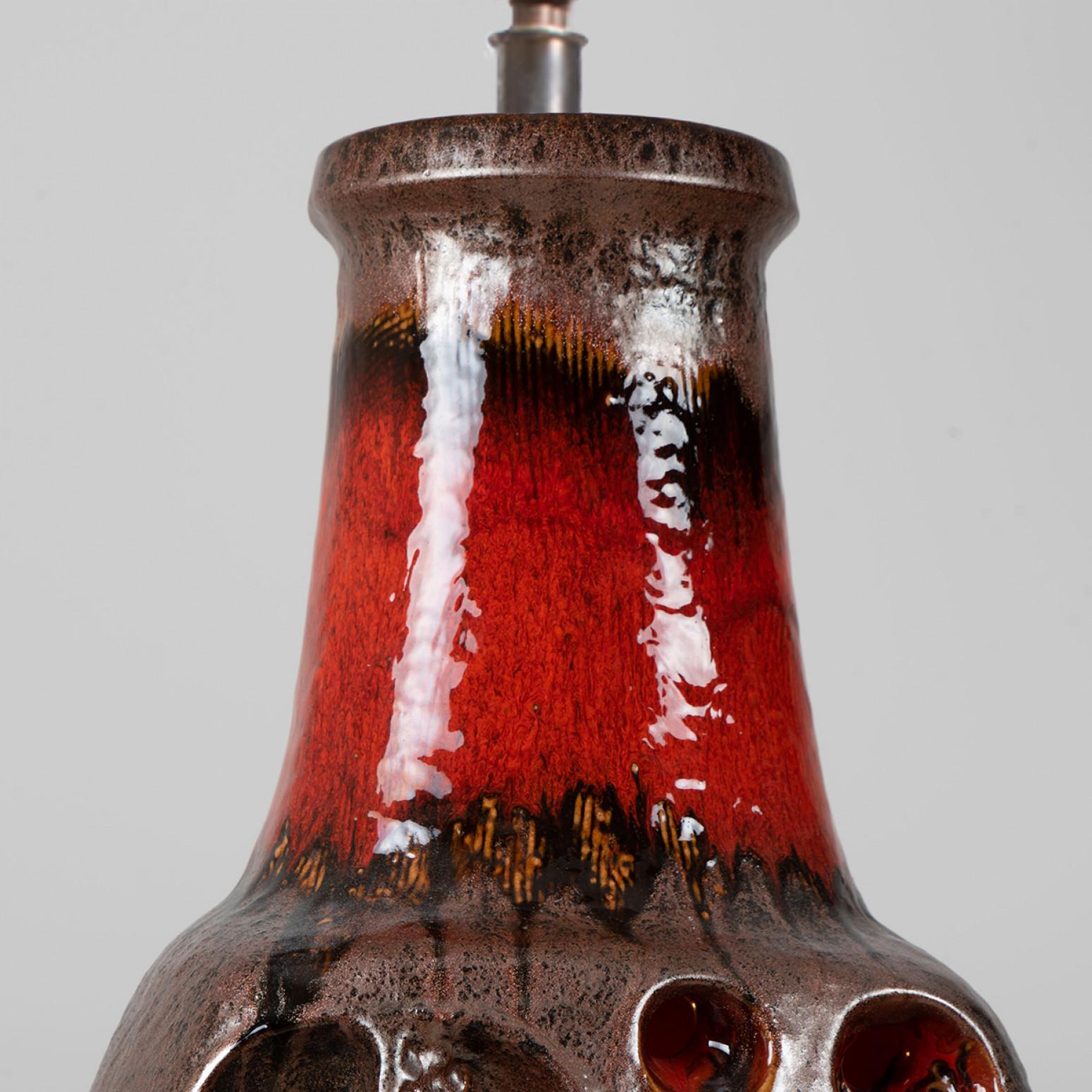 Fat Lava Brown Red Ceramic Table Lamp, Germany In Good Condition For Sale In Rijssen, NL