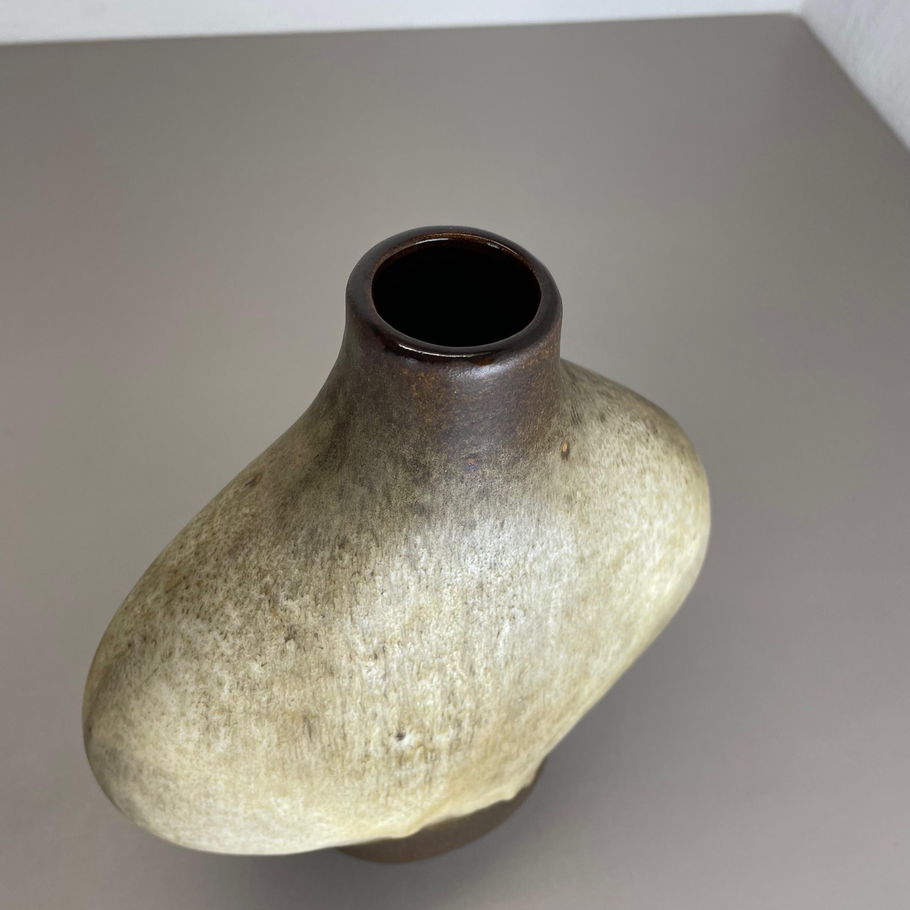 Gros vase en céramique de lave Gerda Heukeroth Carstens Tönnieshof Allemagne, 1970 en vente 6
