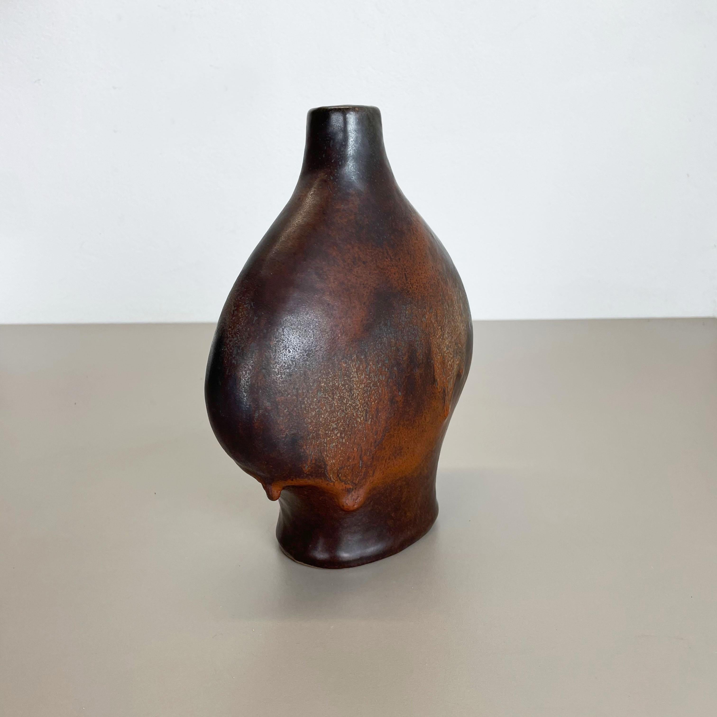 Vase en poterie de lave grasse Gerda Heukeroth Carstens Tönnieshof Allemagne, années 1970 Bon état - En vente à Kirchlengern, DE