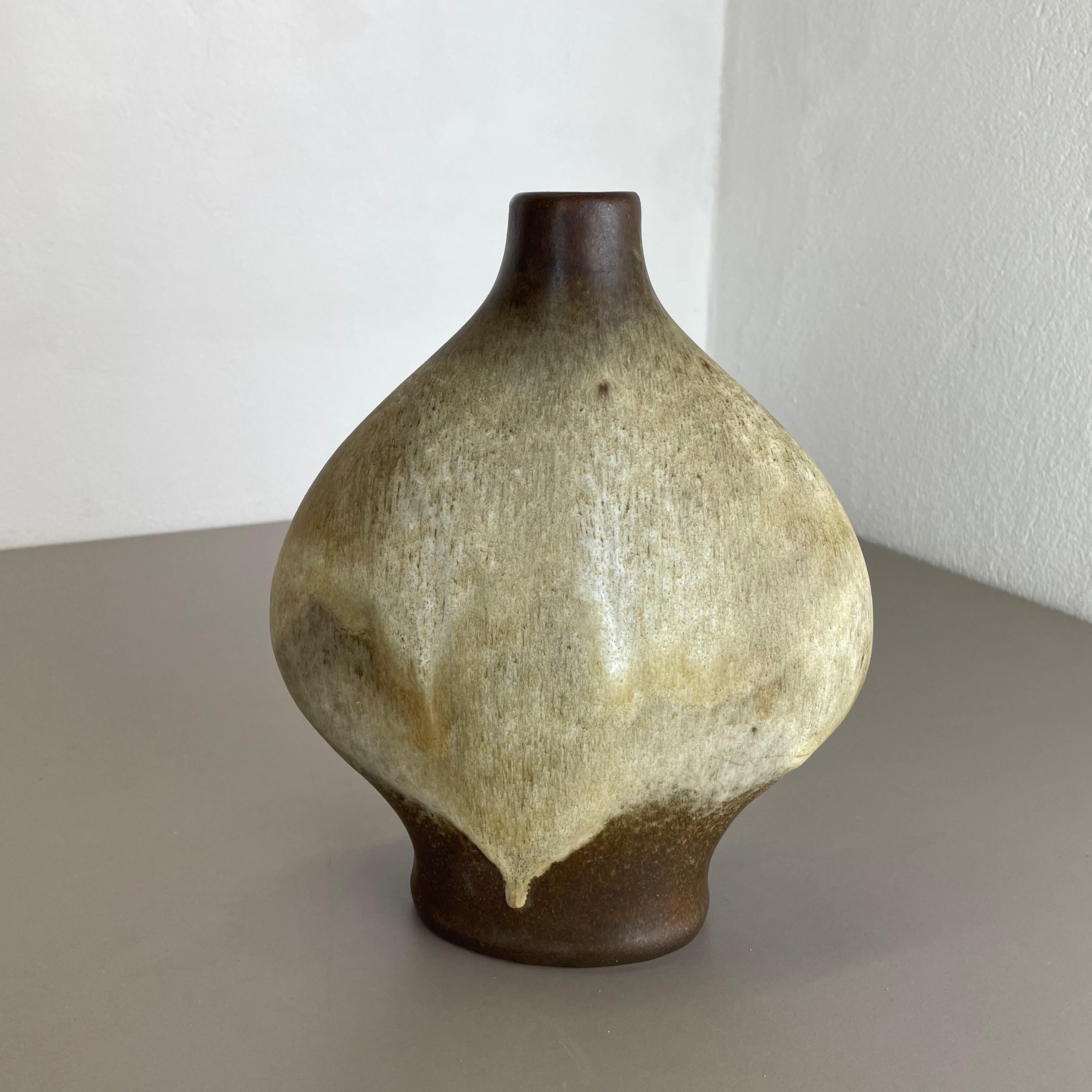 Gros vase en céramique de lave Gerda Heukeroth Carstens Tönnieshof Allemagne, 1970 Bon état - En vente à Kirchlengern, DE