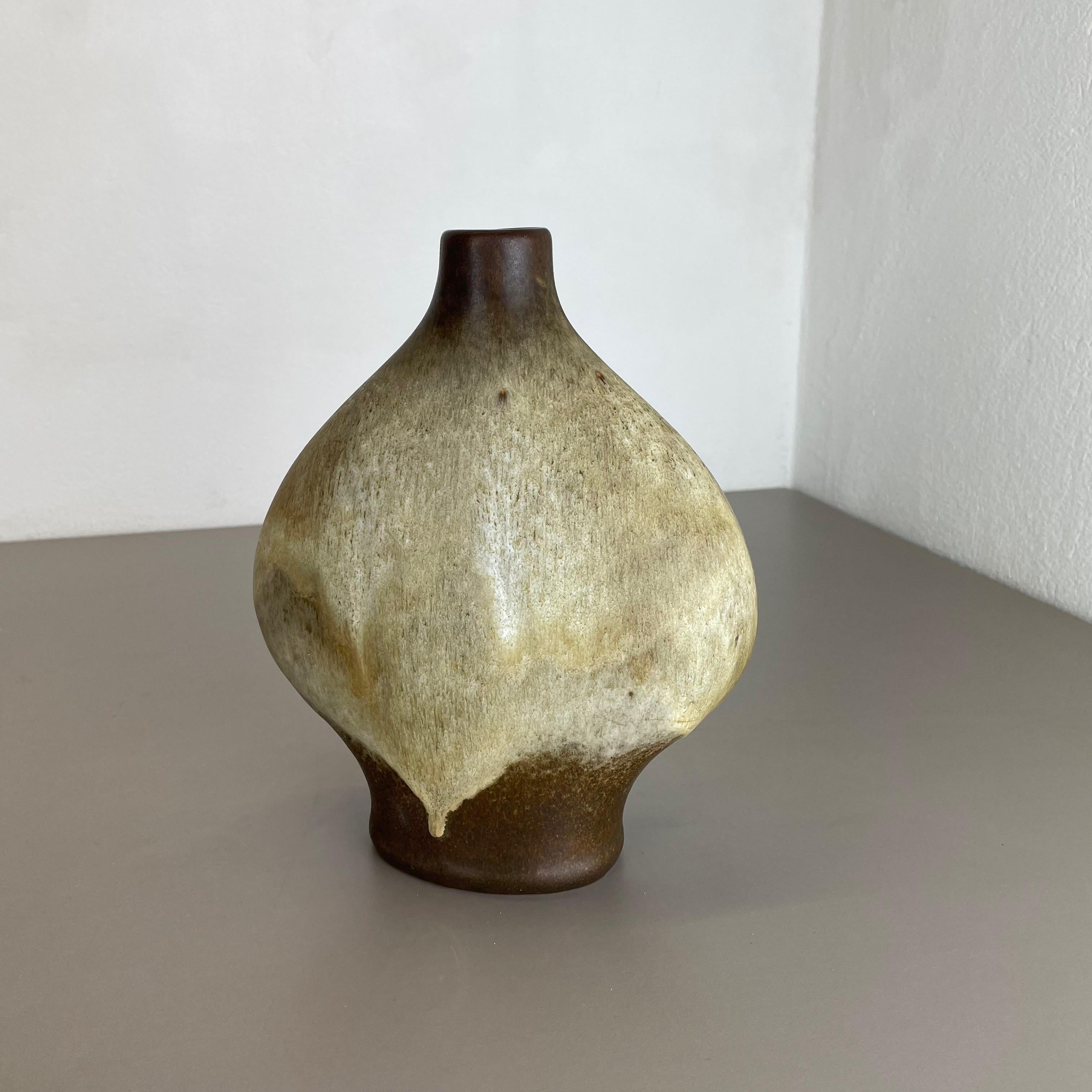 20ième siècle Gros vase en céramique de lave Gerda Heukeroth Carstens Tönnieshof Allemagne, 1970 en vente